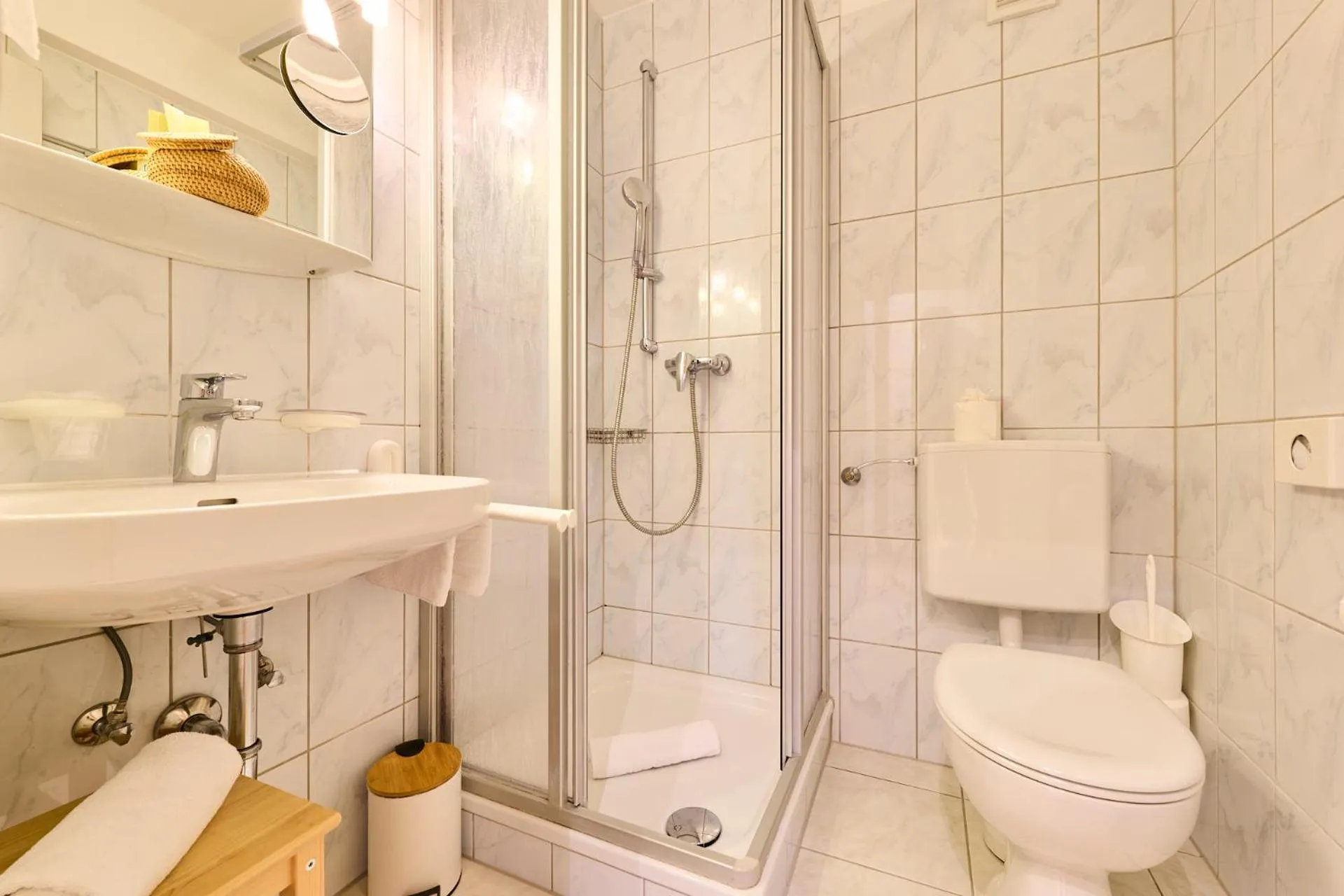 Bathroom in Hotel Waldgasthof Buchenhain