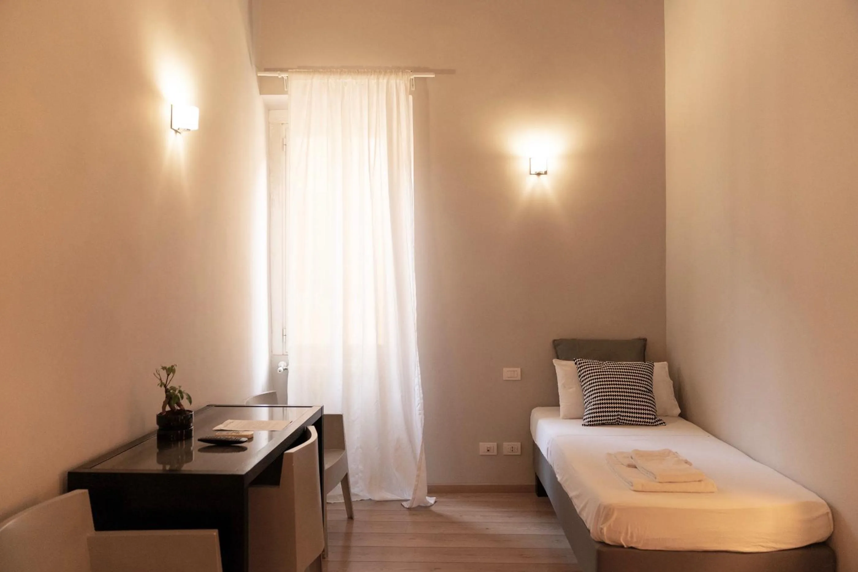 Bedroom, Bed in TrastevereInn