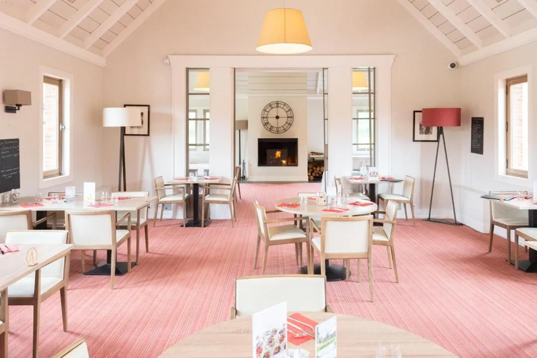 Restaurant/places to eat in Le Gingko - Hotel du Golf Parc Robert Hersant