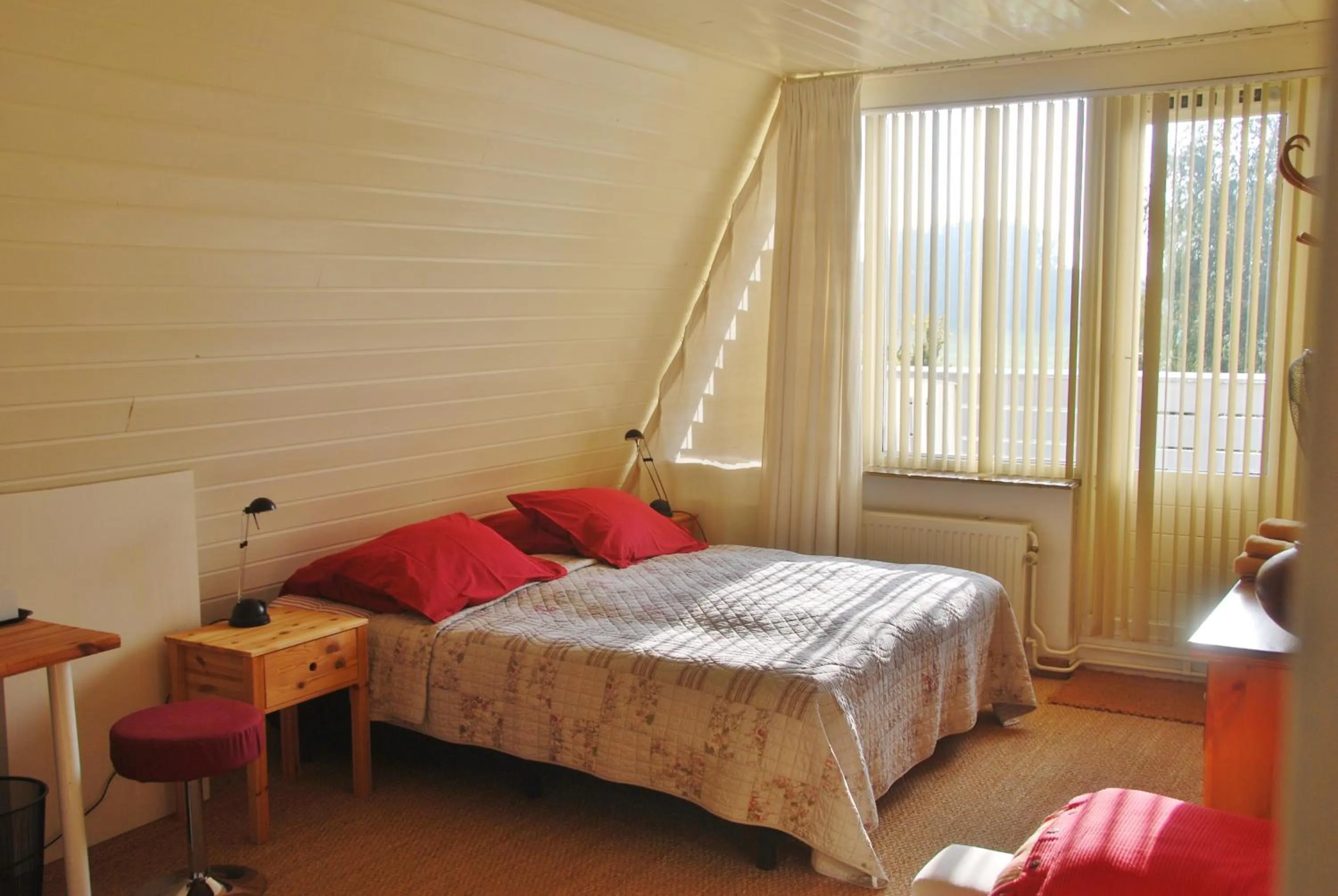 Bed in B&B-Edam