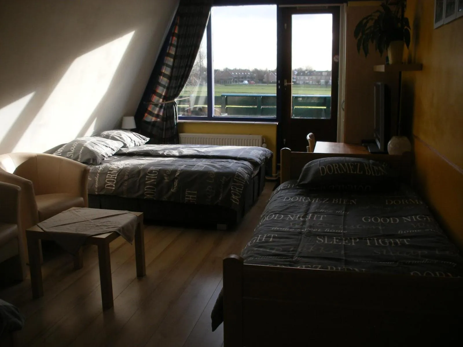 Photo of the whole room, Bed in B&B-Edam