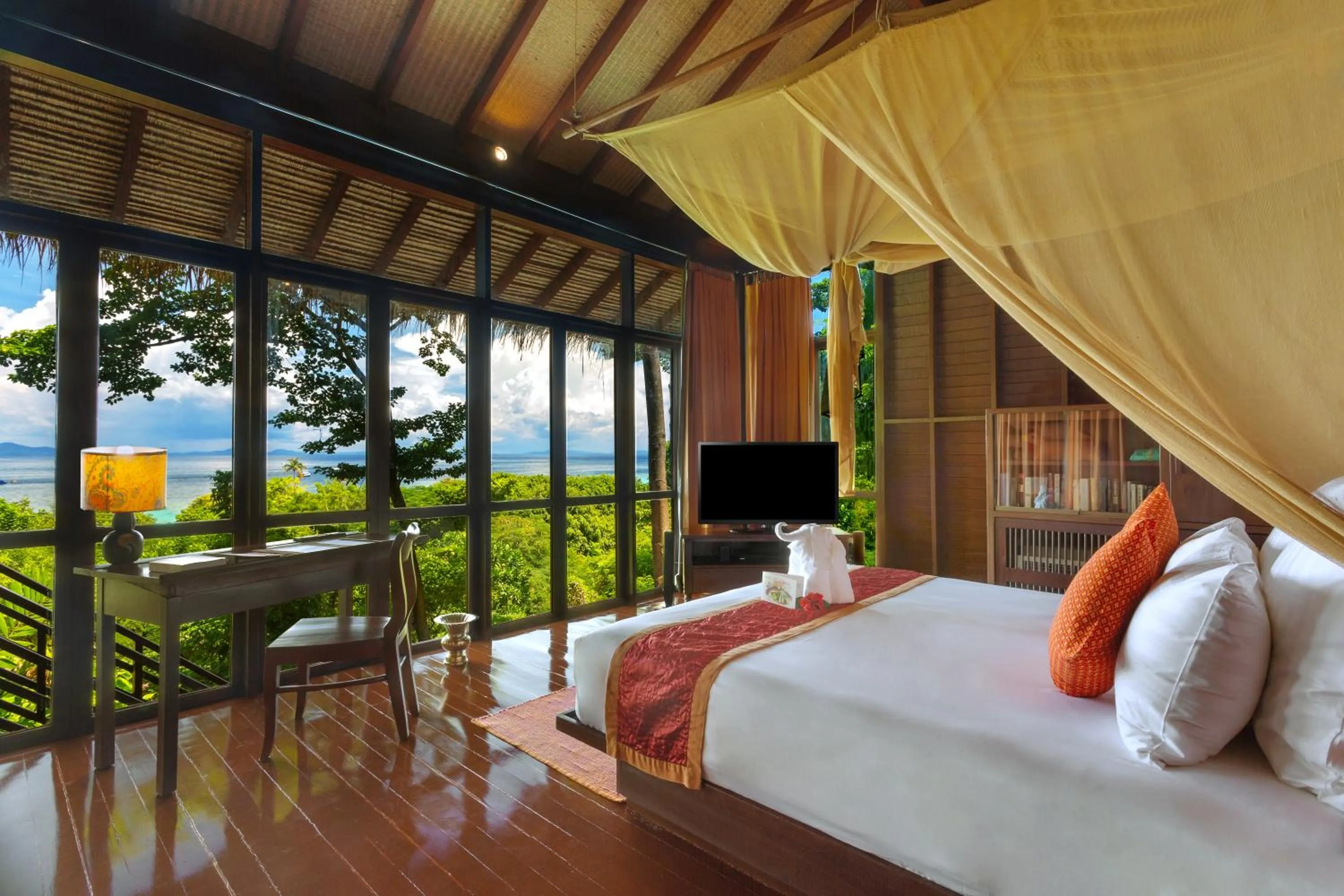 Photo of the whole room in Zeavola Resort