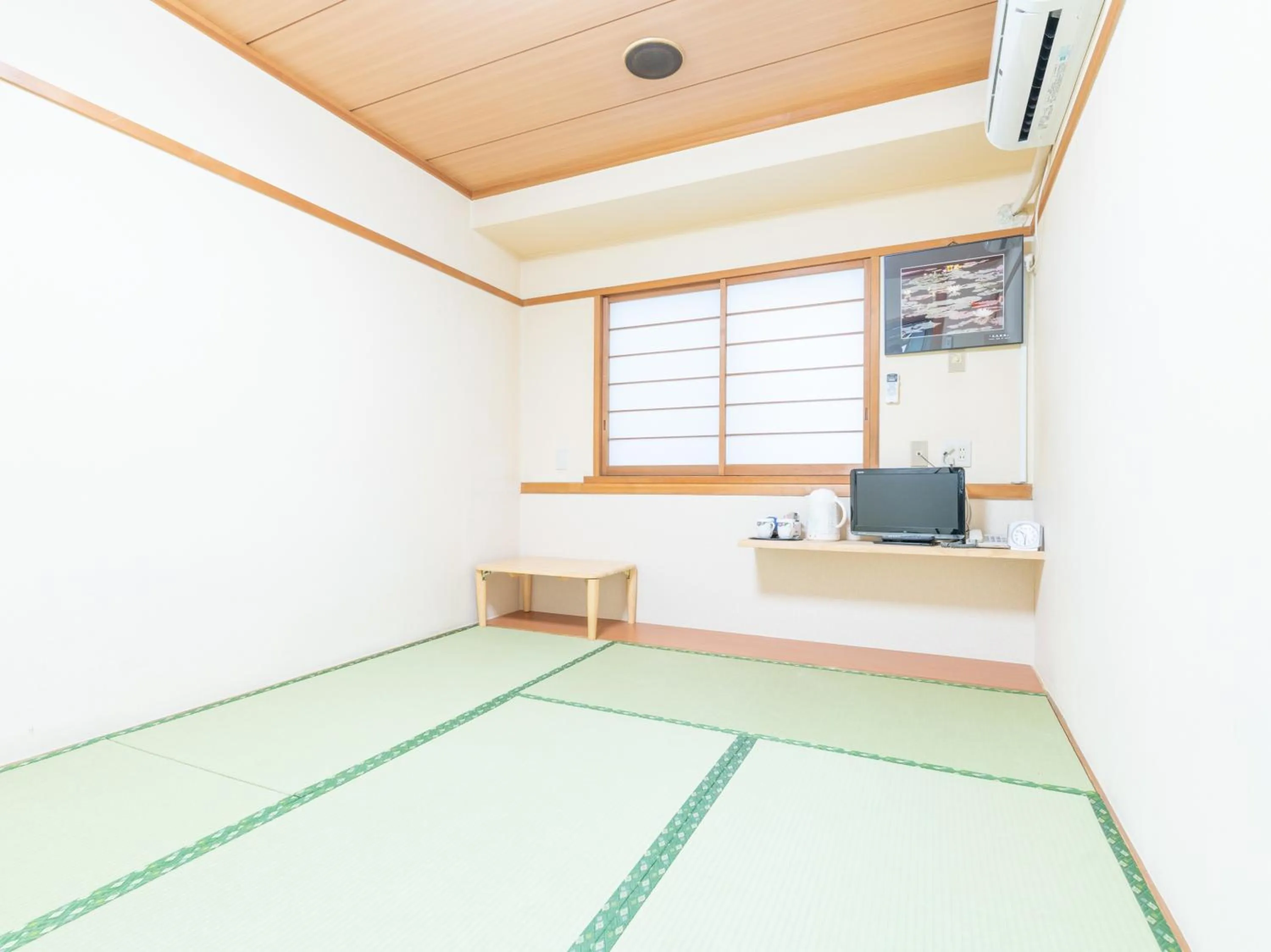 Bedroom in Sakura Ryokan Asakusa Iriya