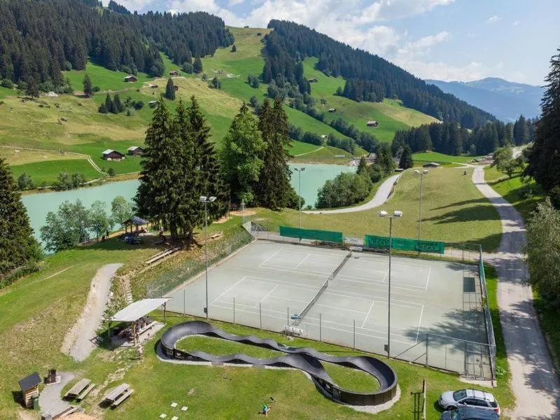 Tennis court in Boutique-Hotel Vincenz