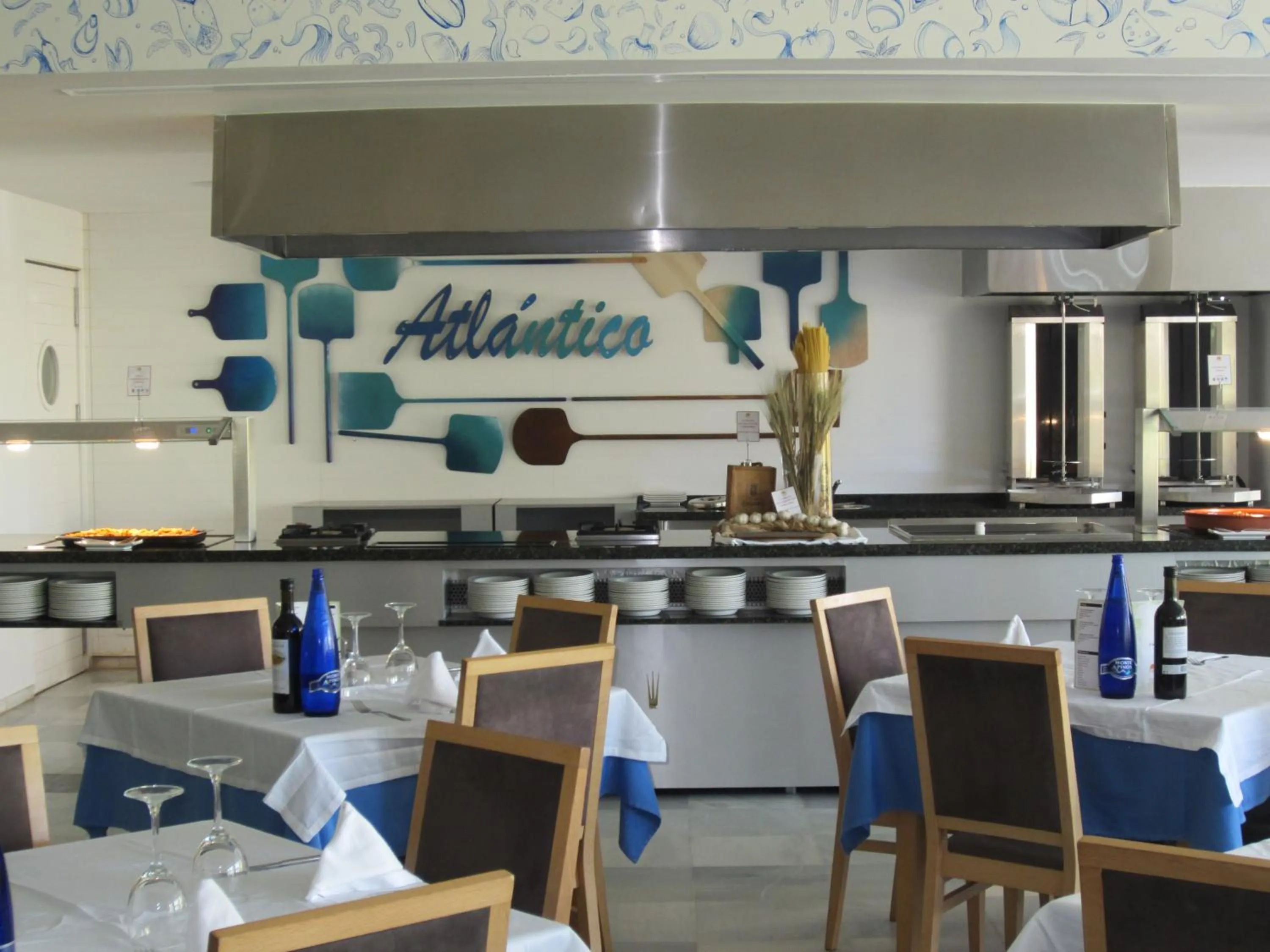 Restaurant/places to eat in Gran Hotel del Coto