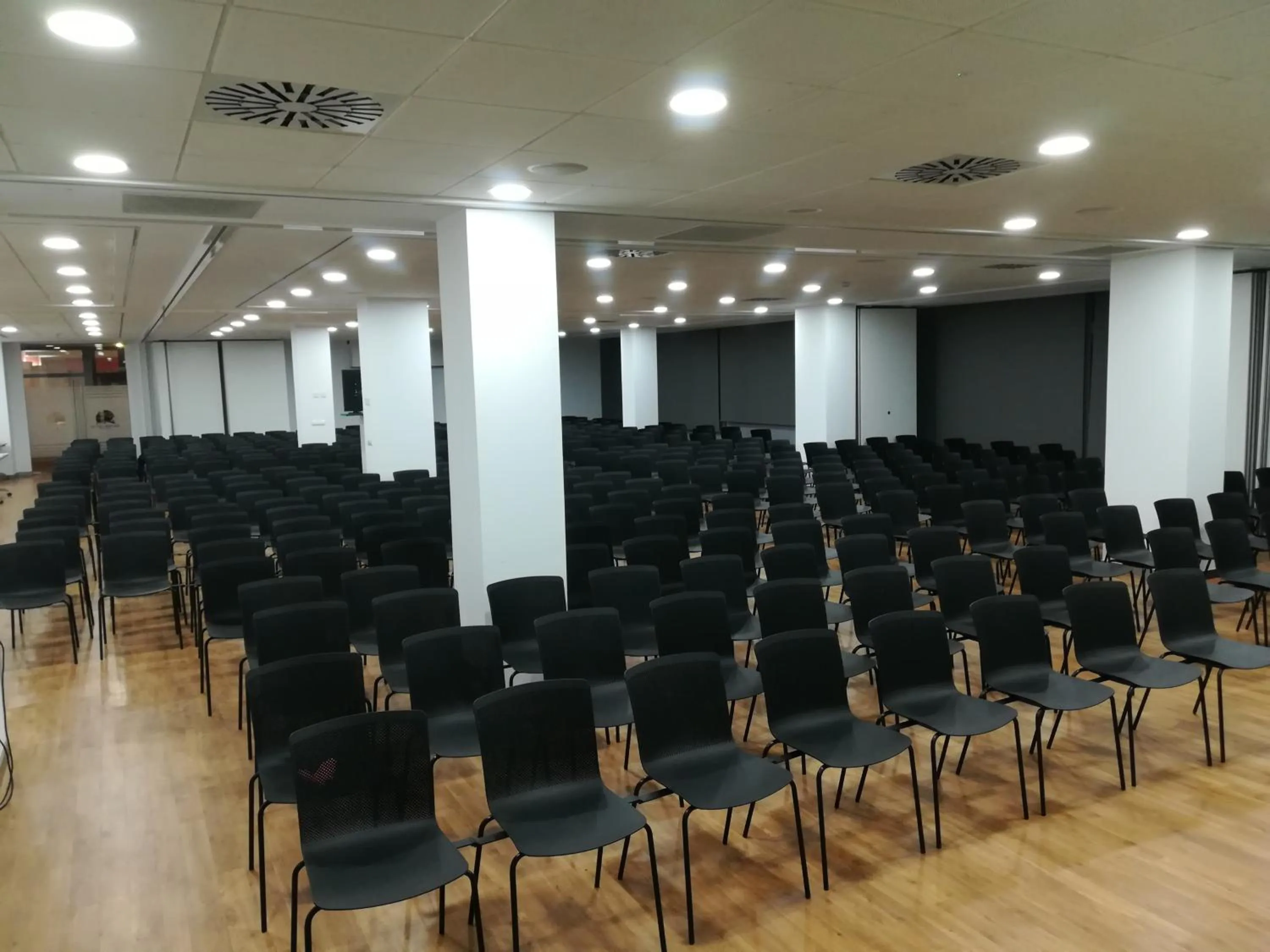 Business facilities in Gran Hotel del Coto