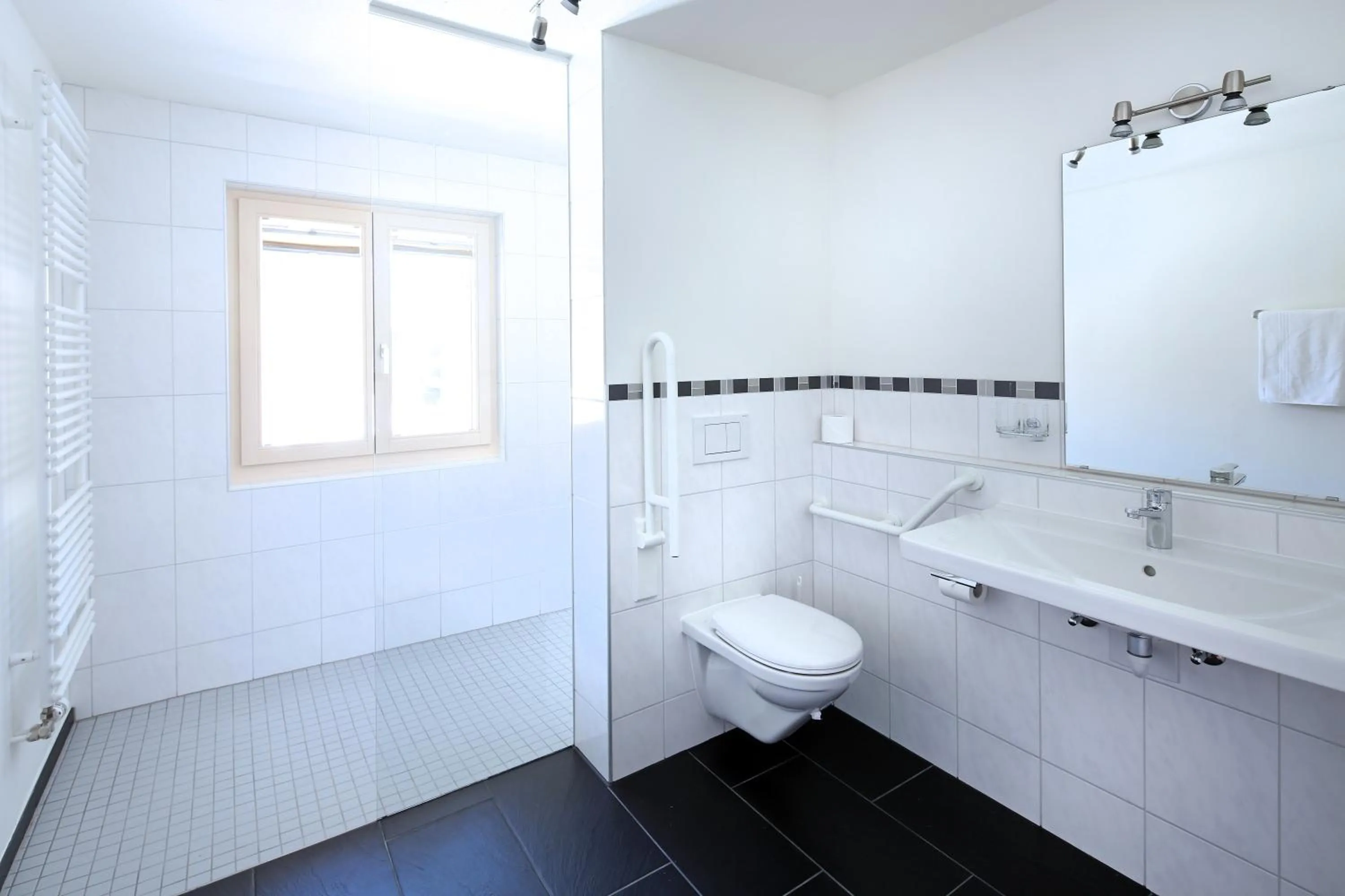 Shower in Hotel TURNA Malbun