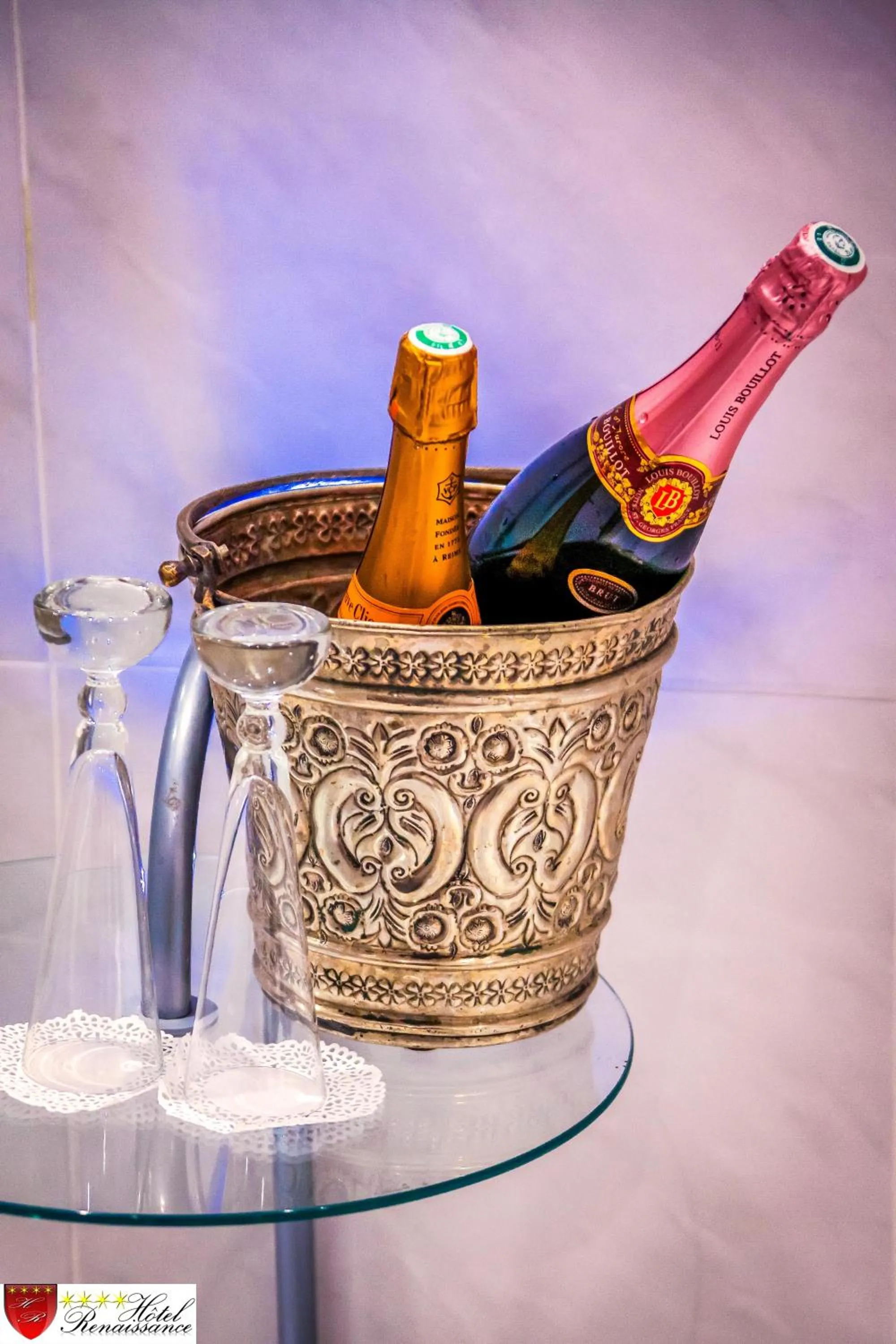 Alcoholic drinks in Hôtel Renaissance