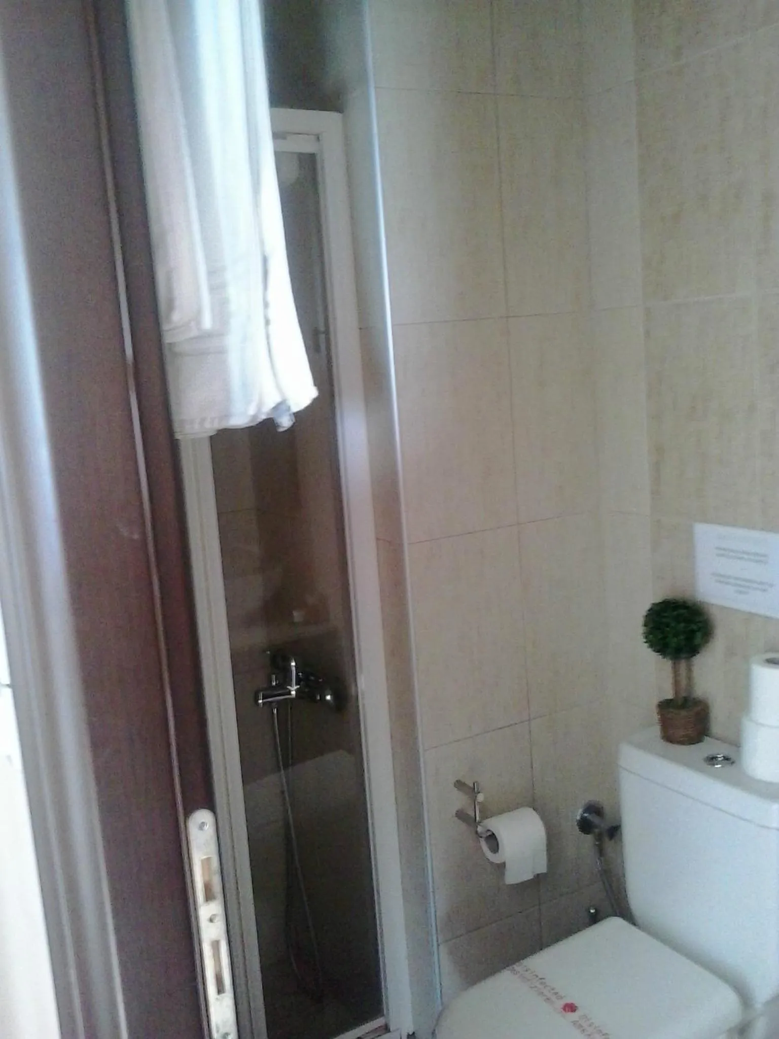 Bathroom in Hotel Kipseli