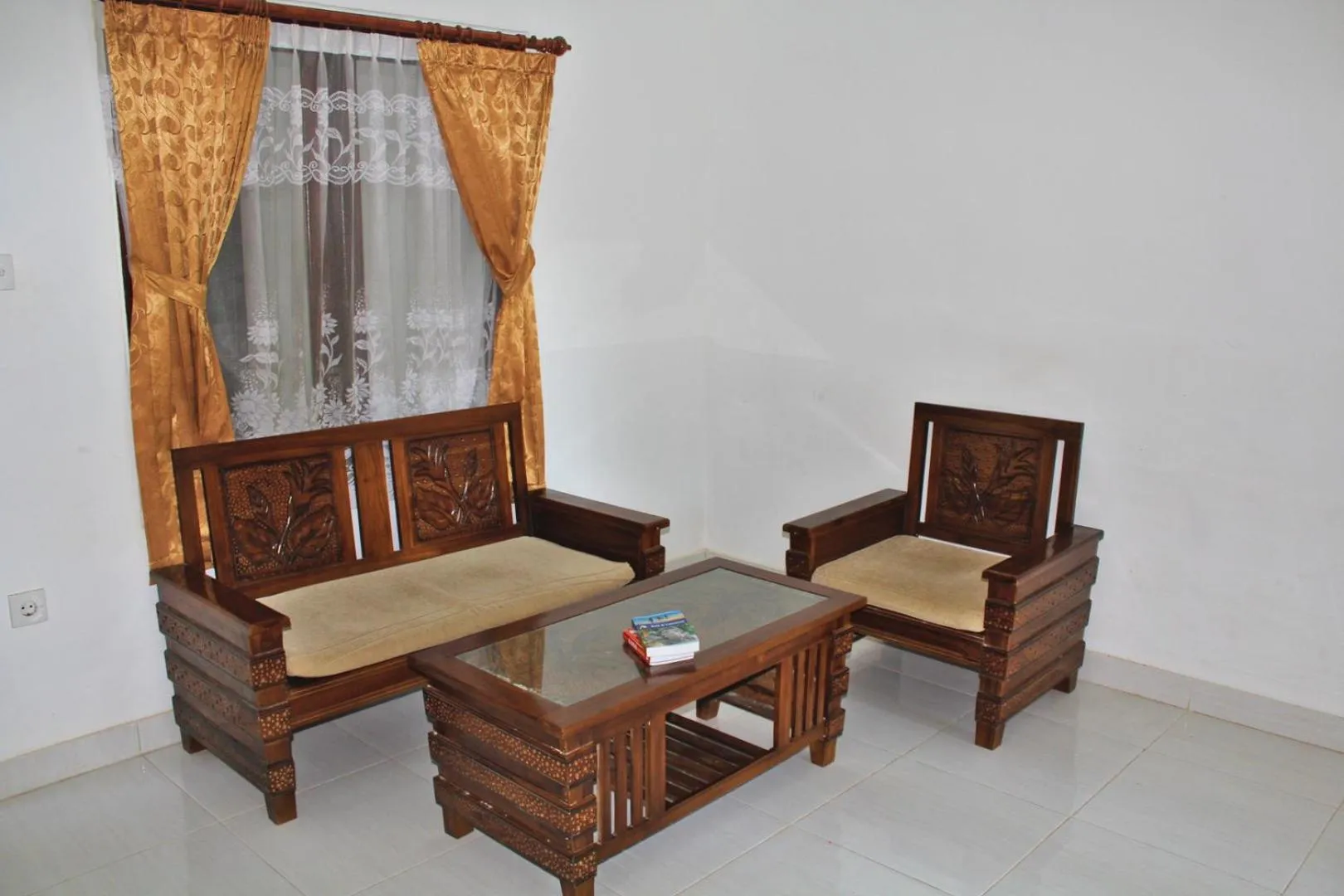 Living room in Nyuh Kadah Guest House
