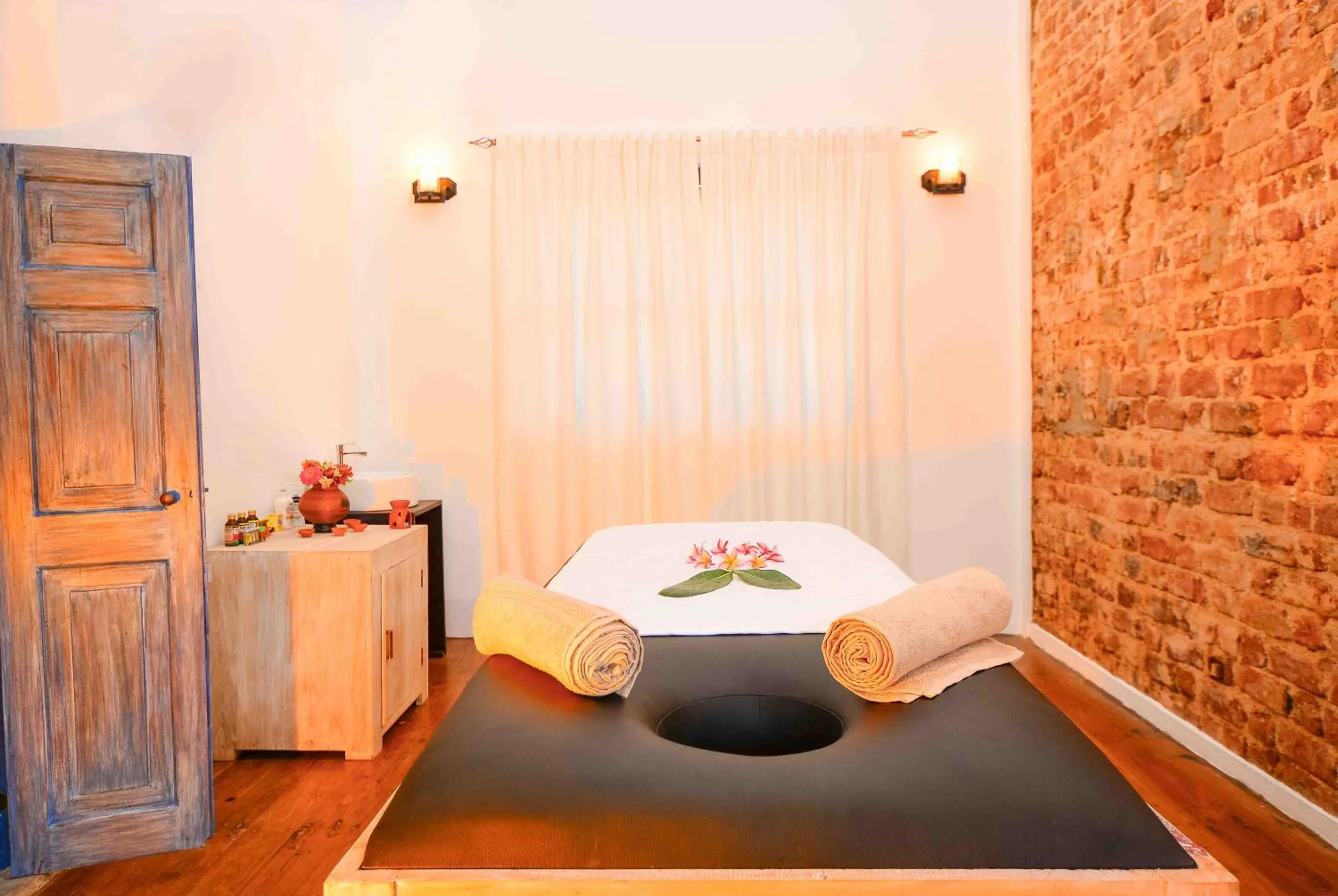 Massage, Bed in Handun Villas