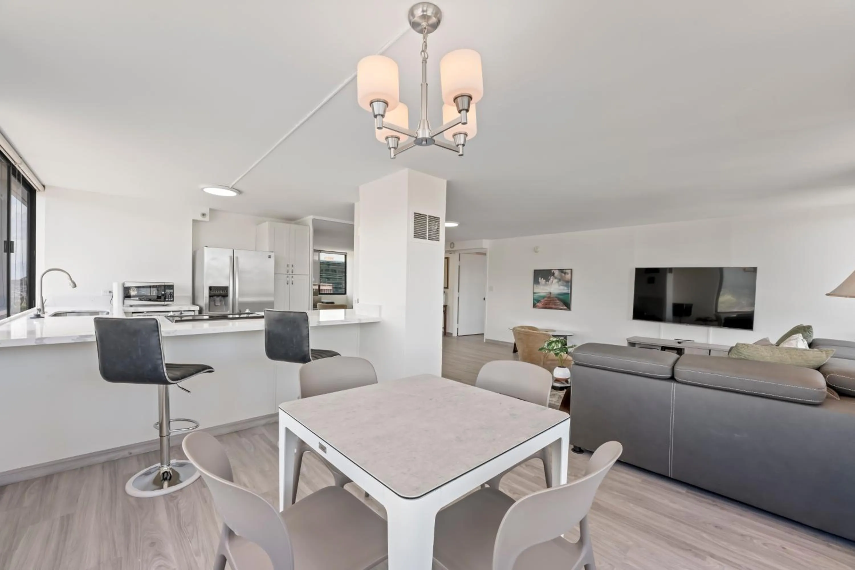 Hawaiian Monarch Penthouse 104 by Hawaii Ocean Club