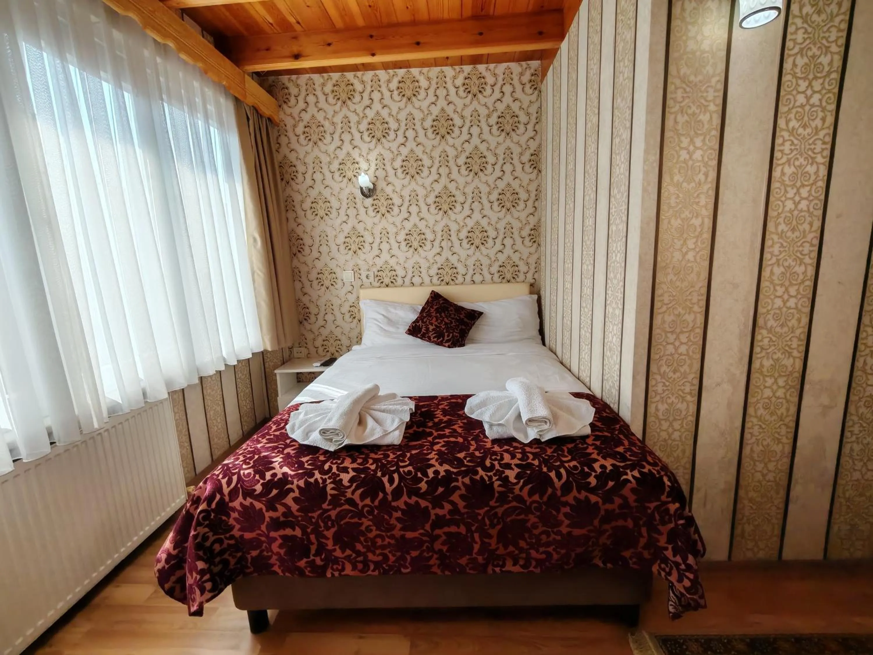 TV and multimedia, Bed in Sirkeci Emek Hotel