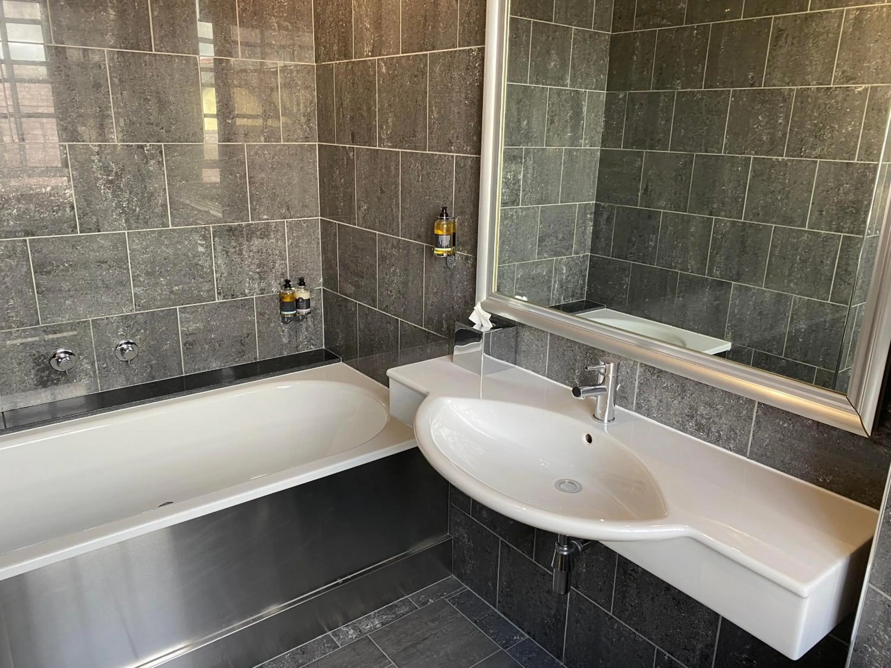 Bathroom in The Cawdor