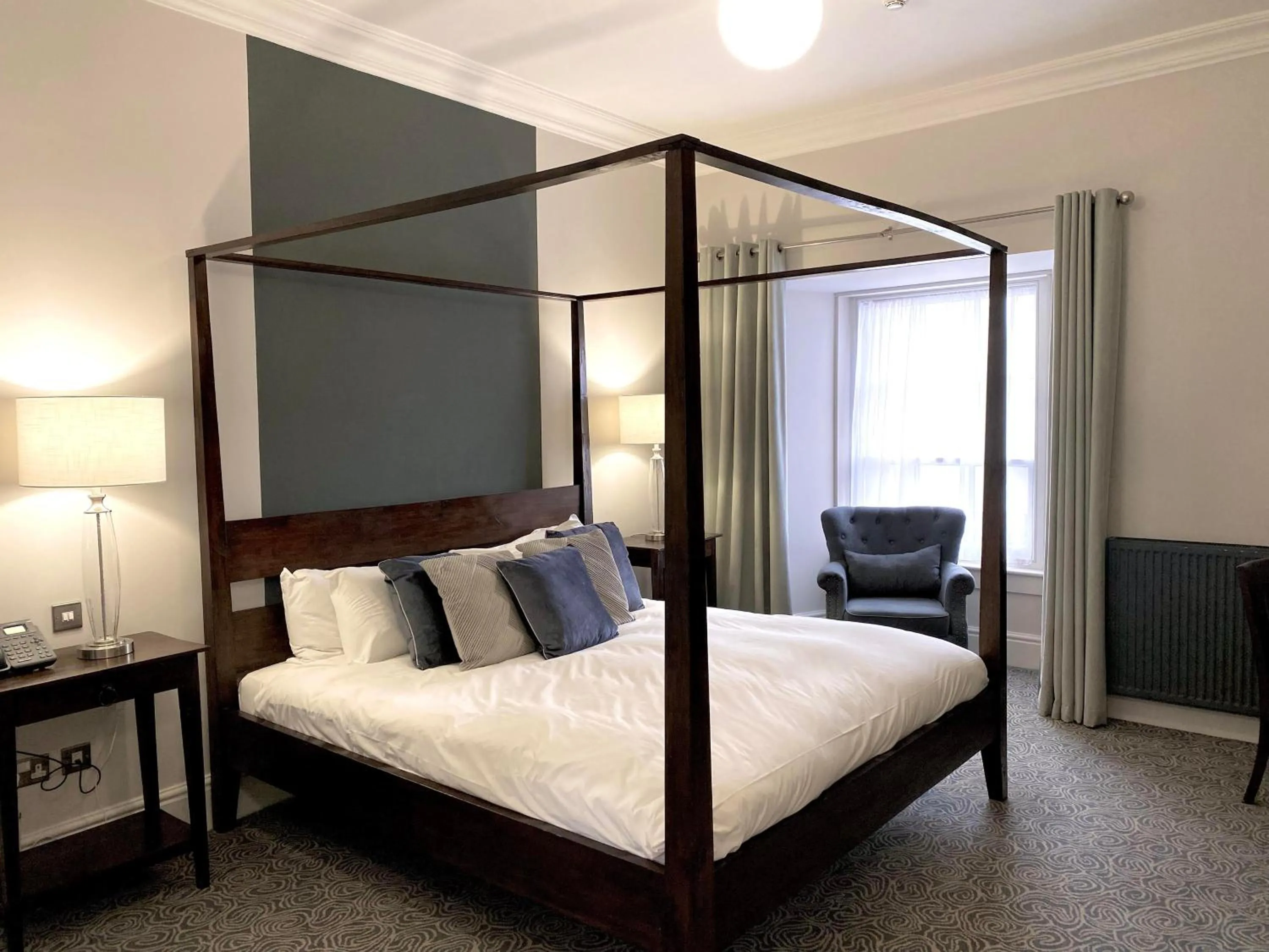 Bedroom, Bed in The Cawdor