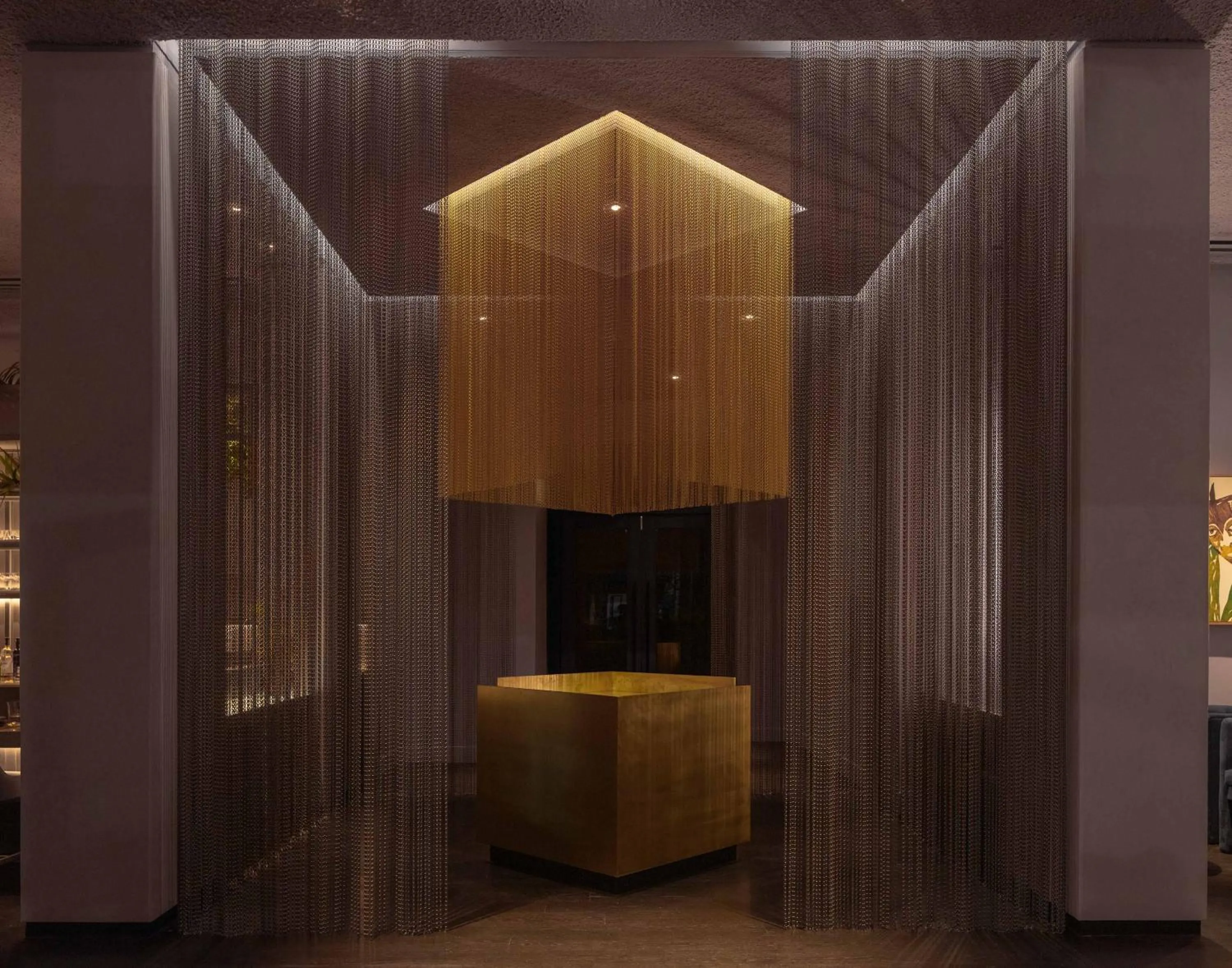 Restaurant/places to eat in Salamander Washington DC