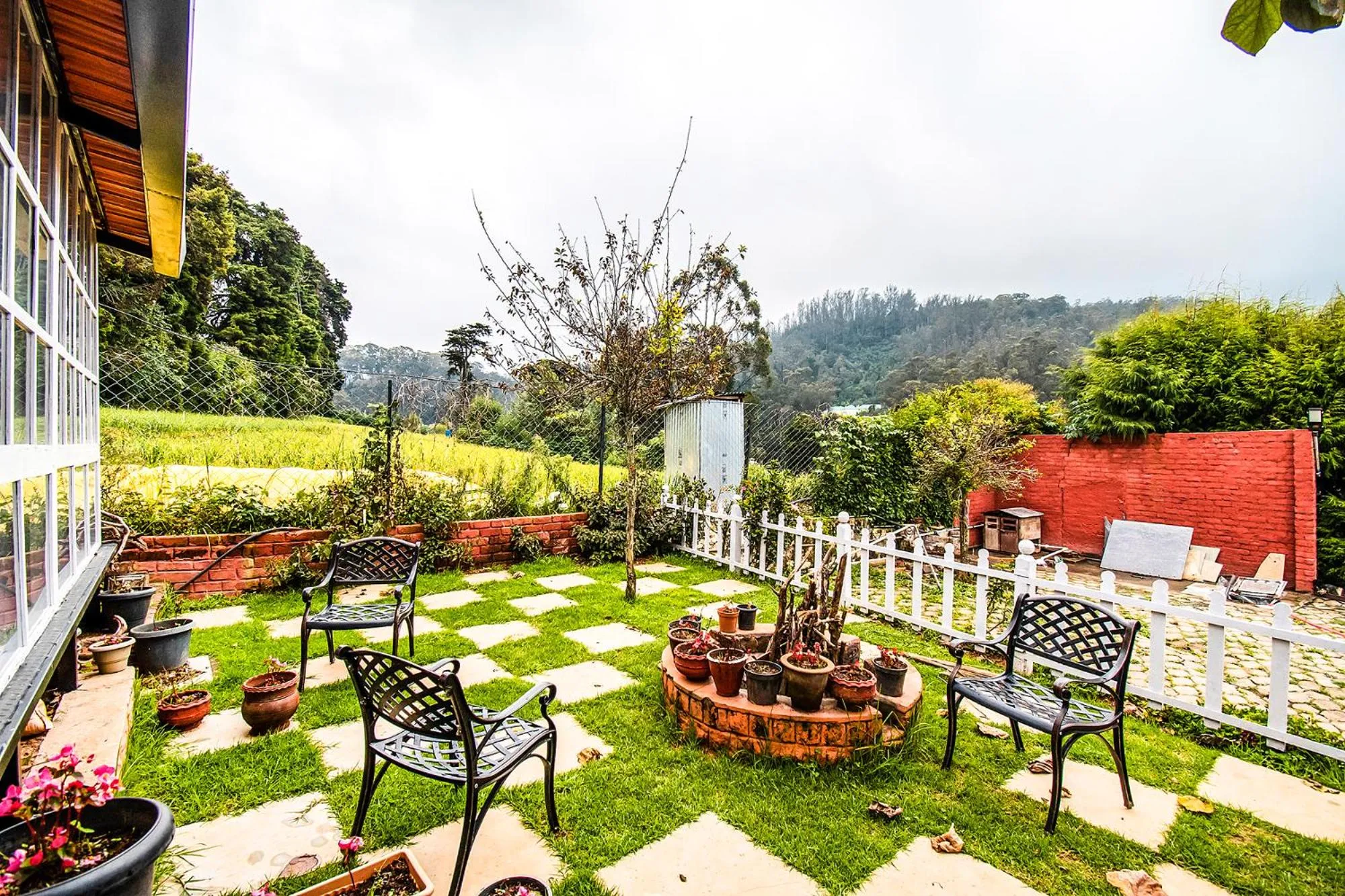 Seating area in Via St Clouds - Nr Government Botanical Garden