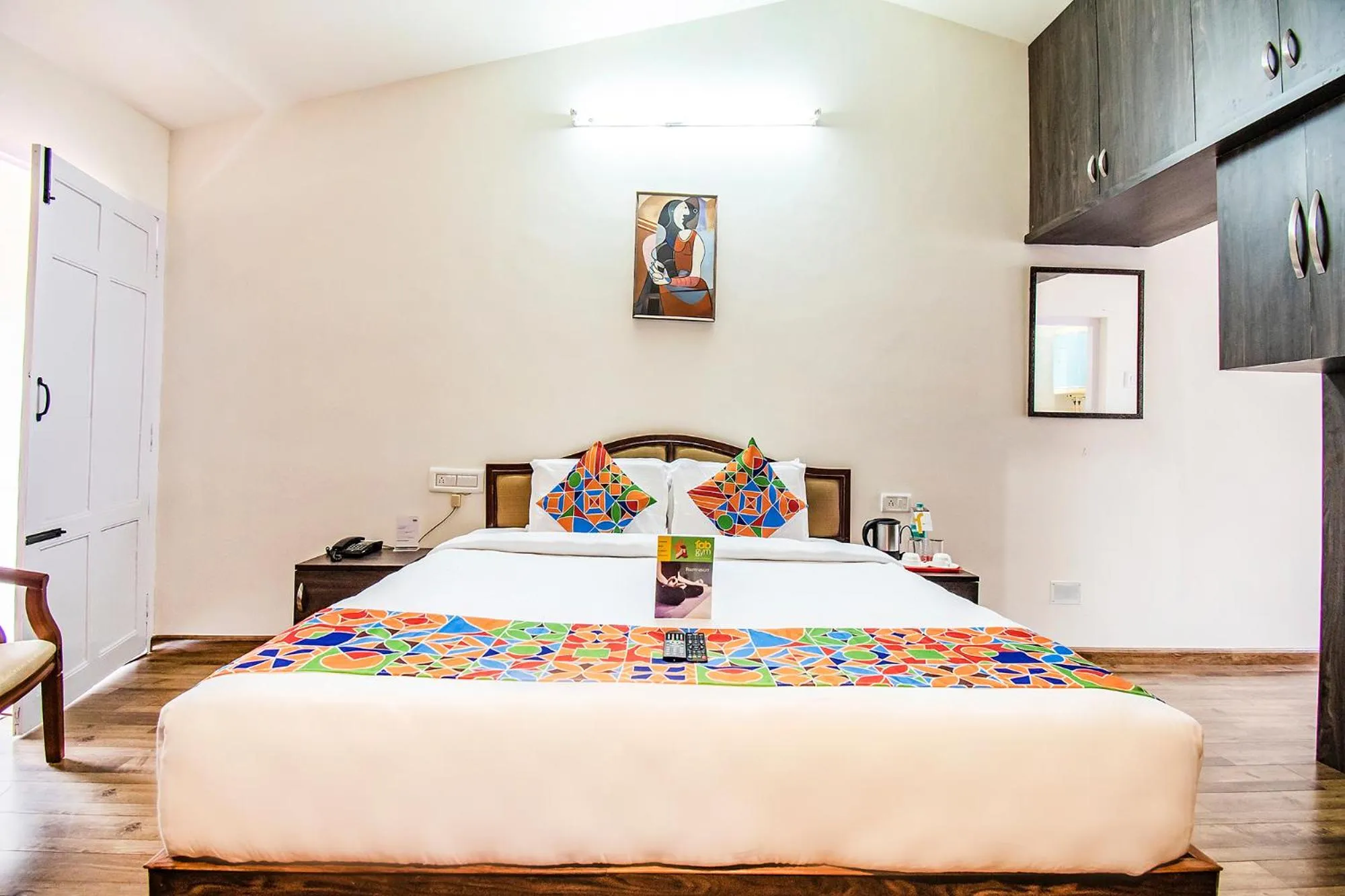 Coffee/tea facilities, Bed in Via St Clouds - Nr Government Botanical Garden