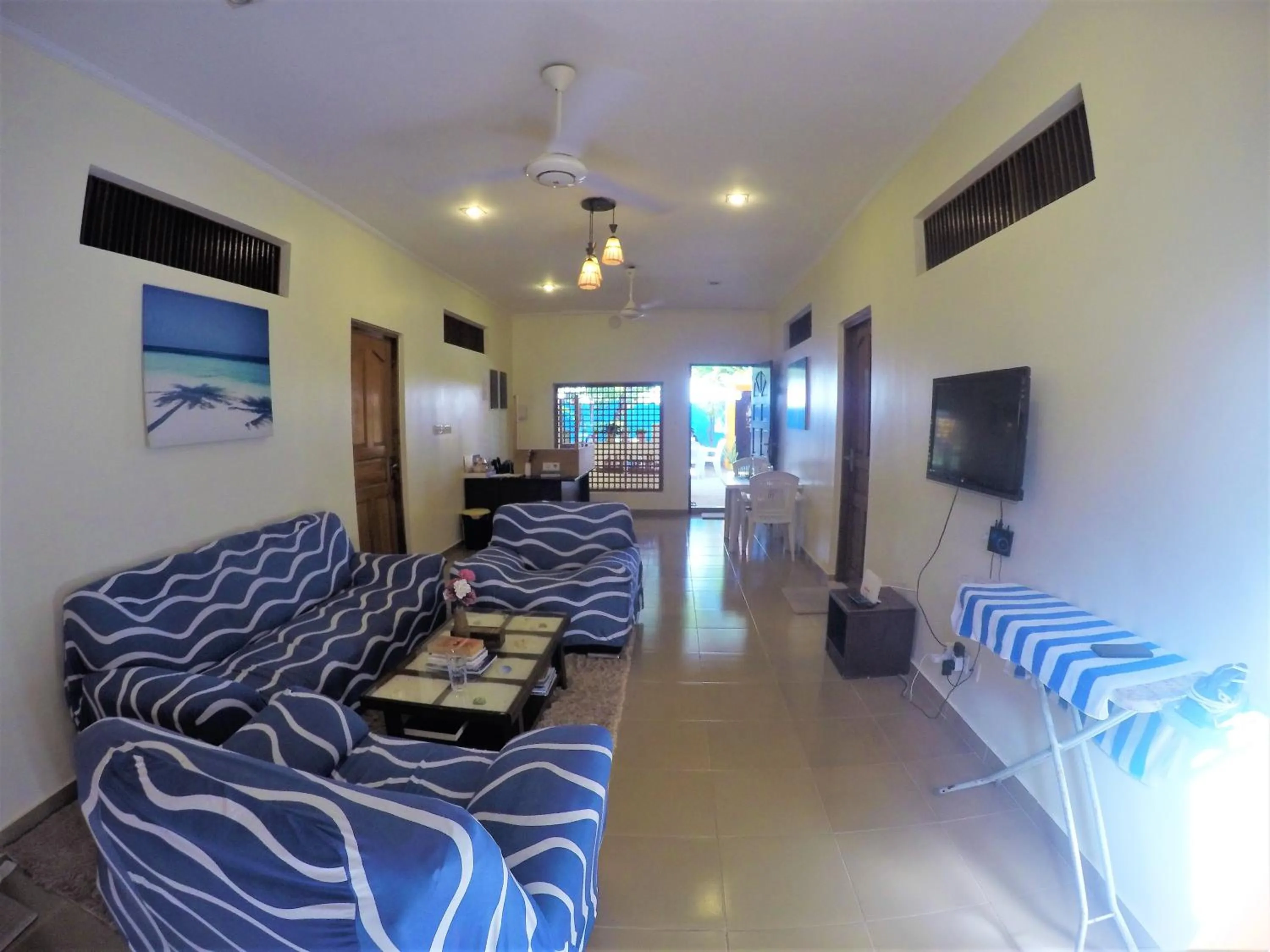 Living room in Midsummer Thulusdhoo