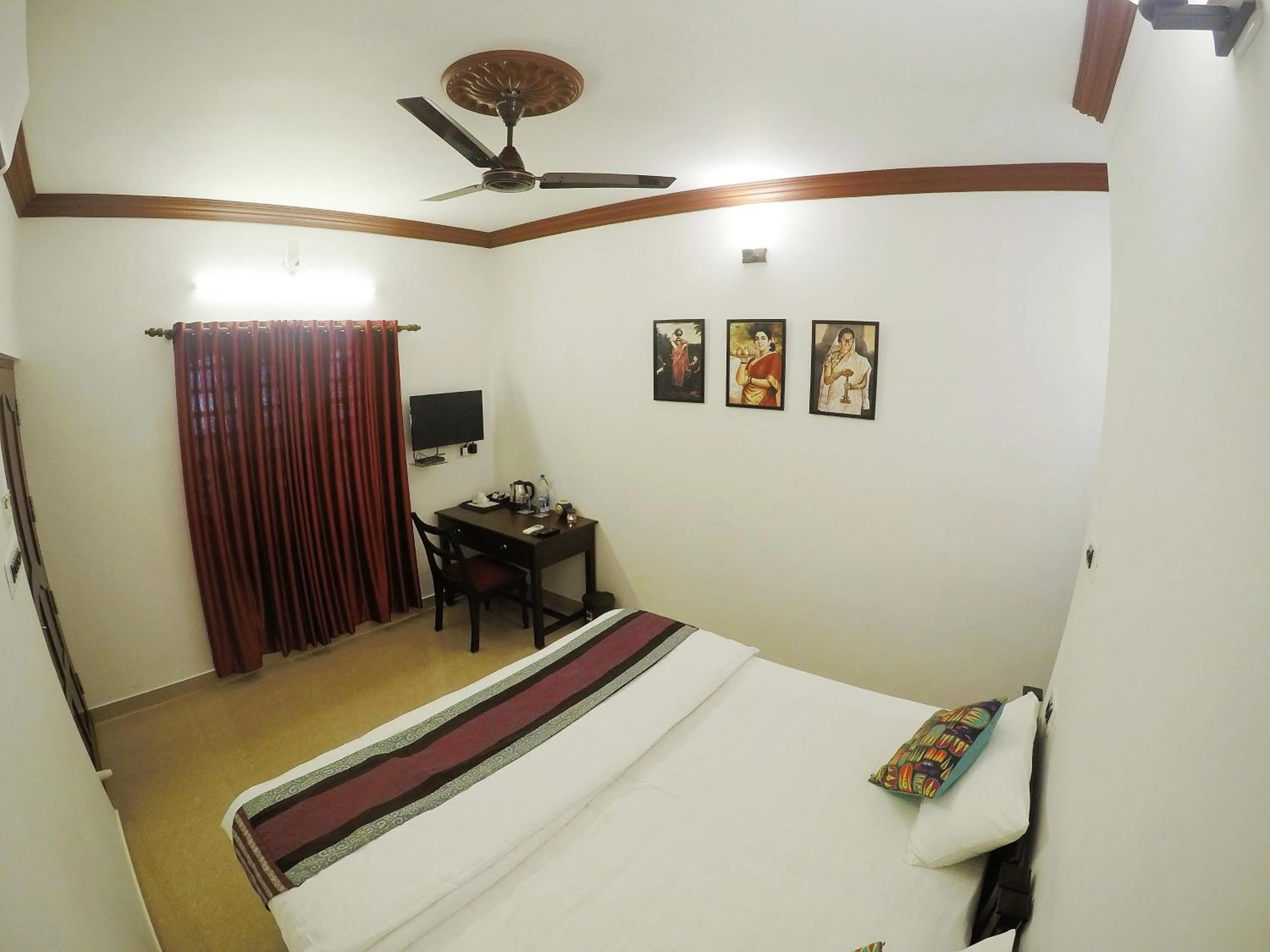Photo of the whole room, Bed in Sapphire Club Cherai Beach Villa
