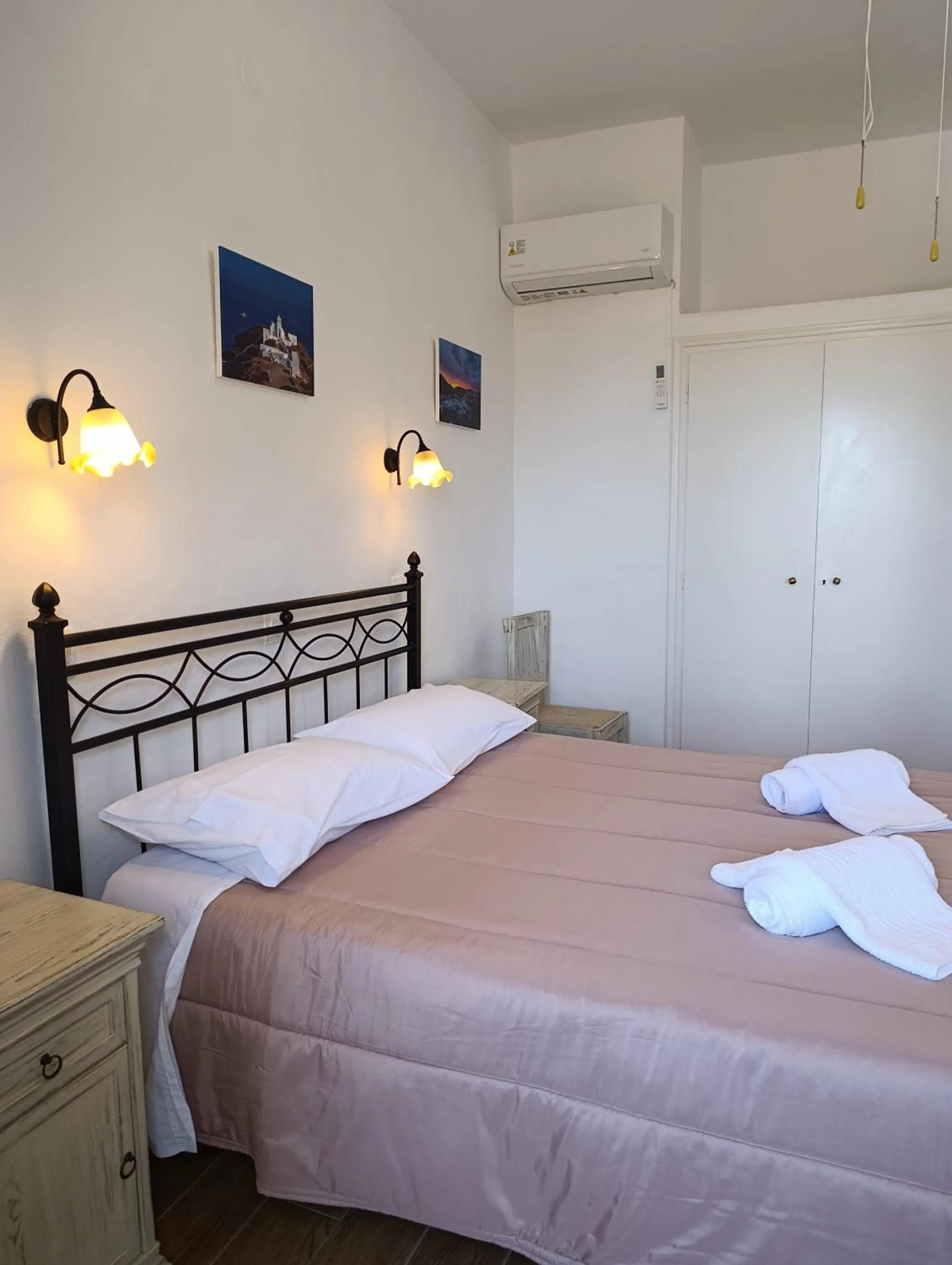 Bedroom in Afroditi Hotel