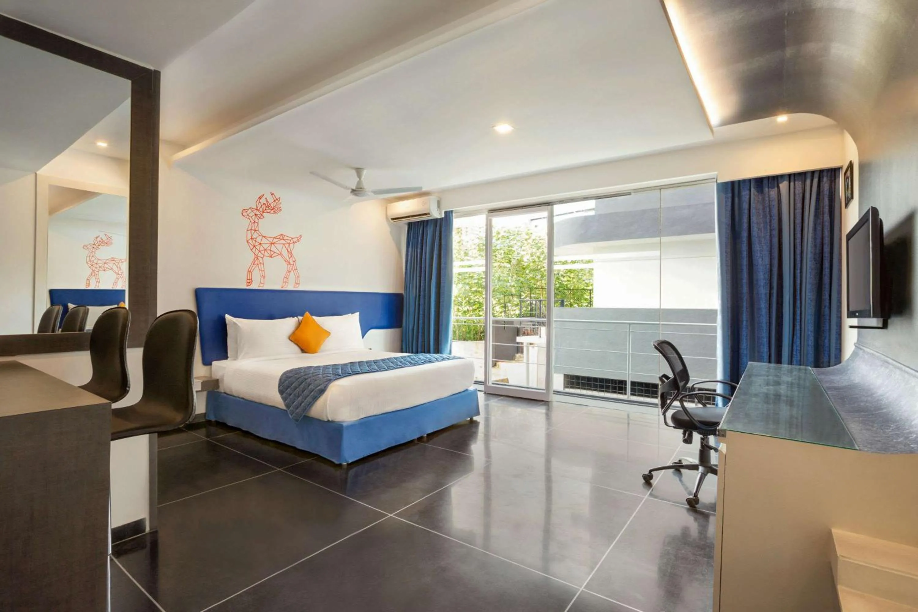 Photo of the whole room, Bed in Days Inn & Suites by Wyndham Bengaluru Whitefield