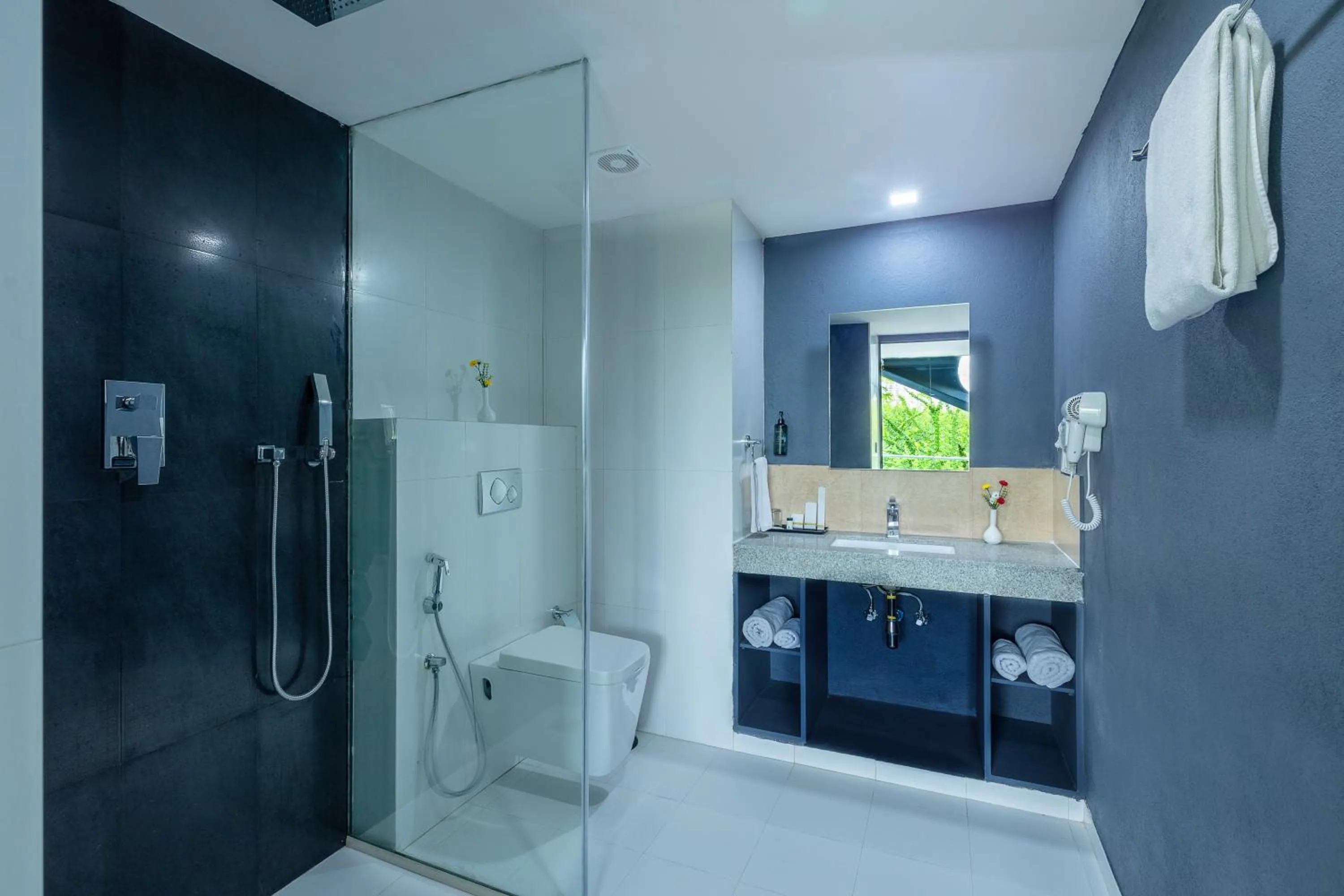 Shower in Days Inn & Suites by Wyndham Bengaluru Whitefield