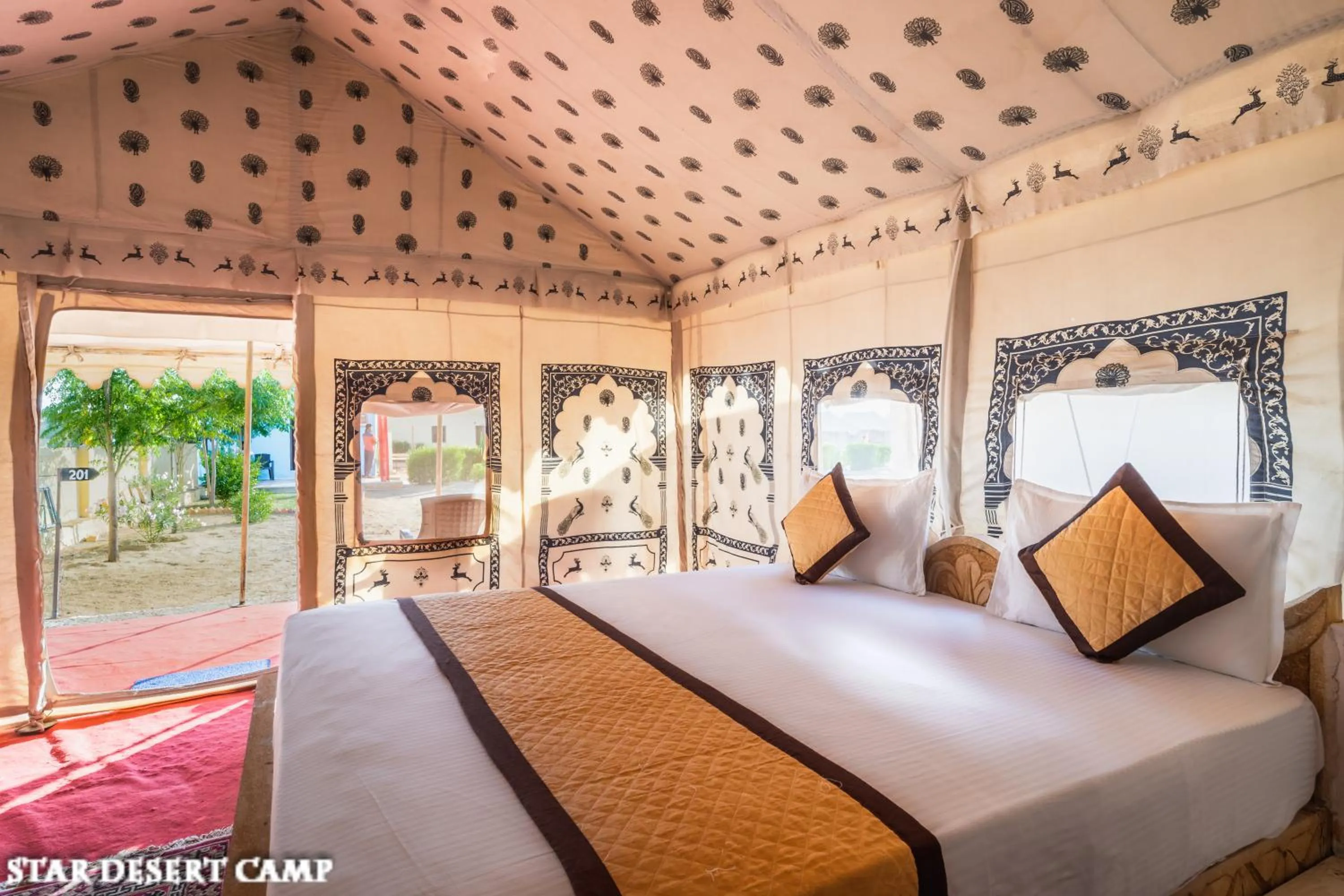 Bedroom, Bed in Star Desert Camp Jaisalmer