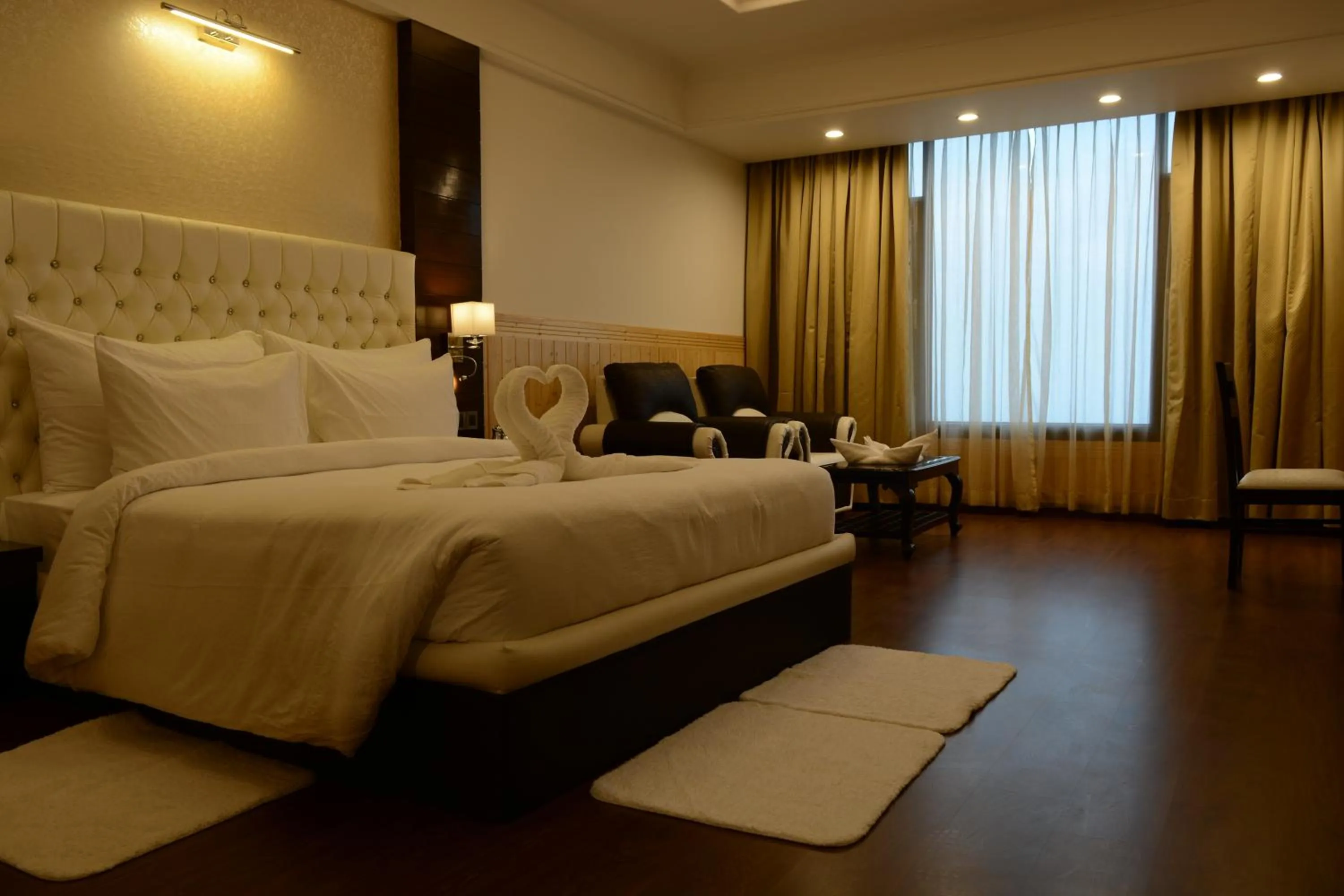 Coffee/tea facilities, Bed in Hotel Dhroov By Mystical Views