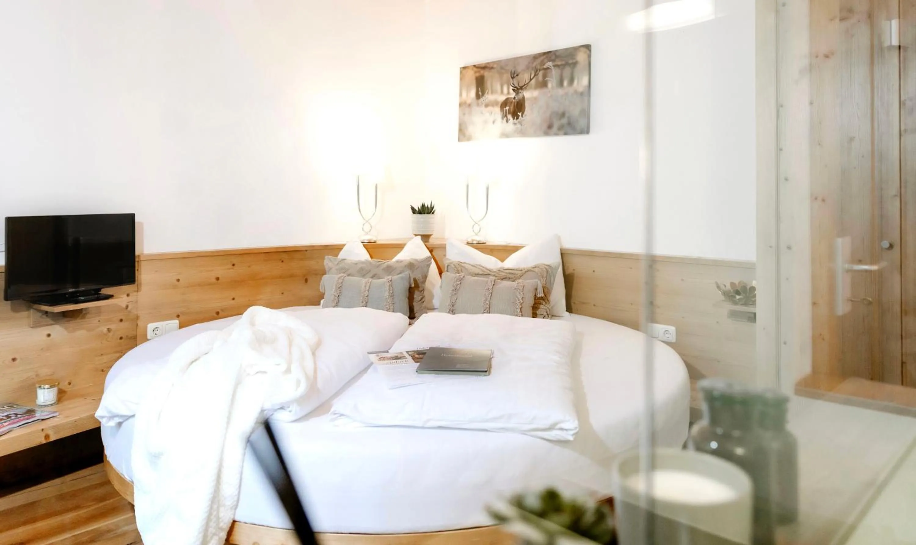 Bed in Boutiquehotel Hubertushof