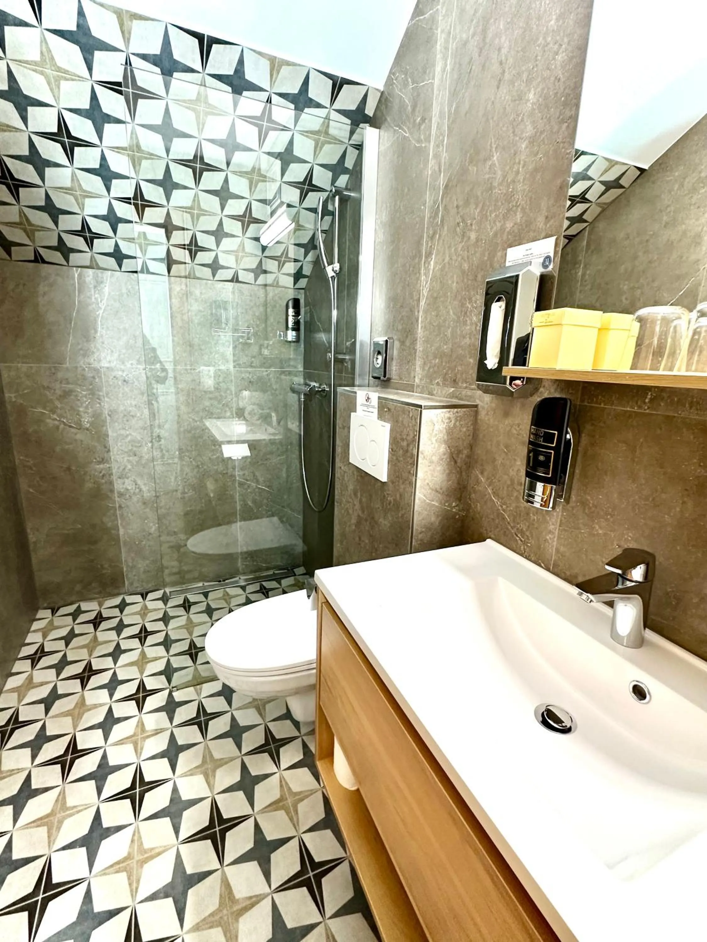 Bathroom in Boutiquehotel Hubertushof