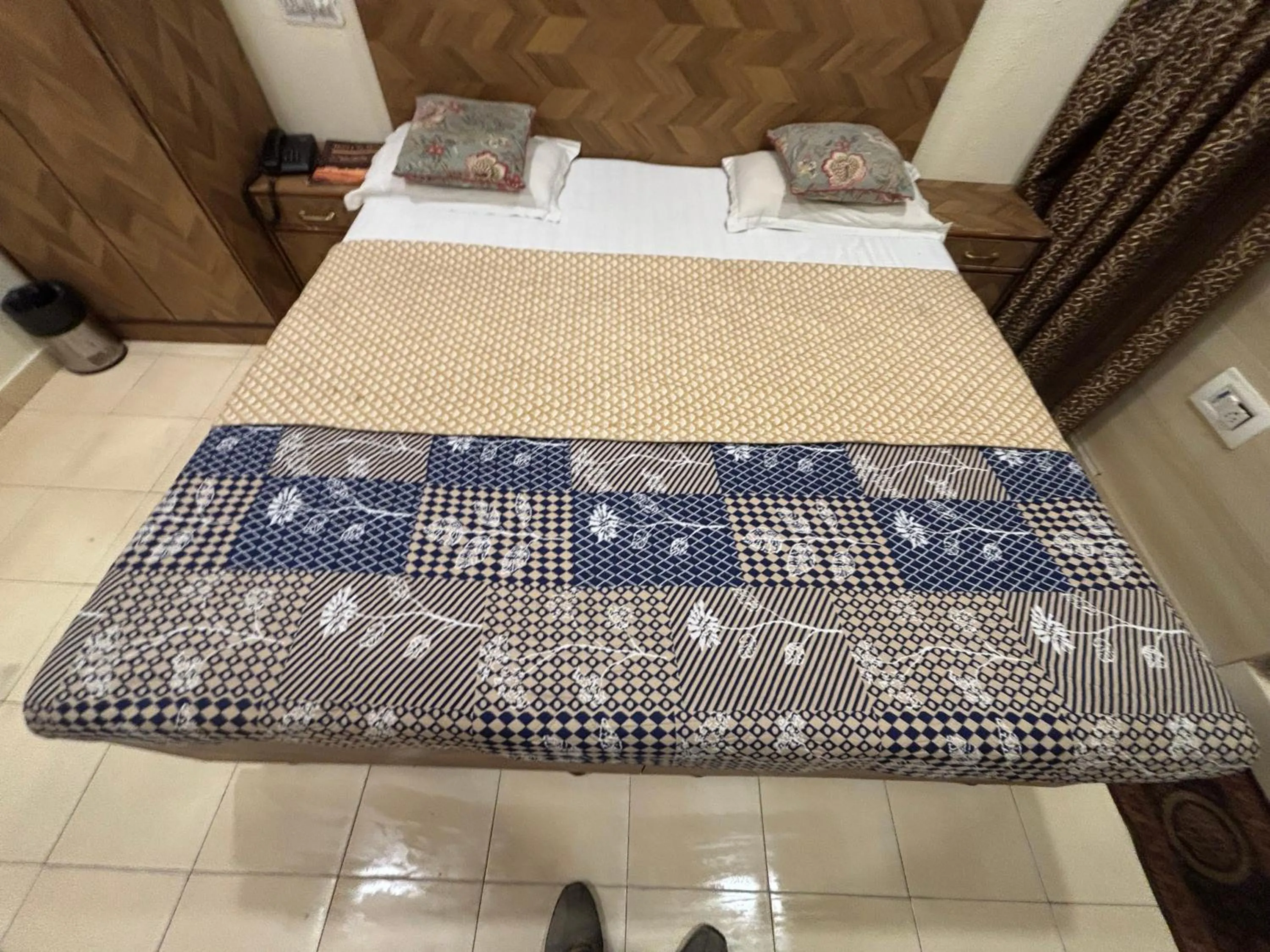 Bed in Hotel City Home - A Heritage Hotel