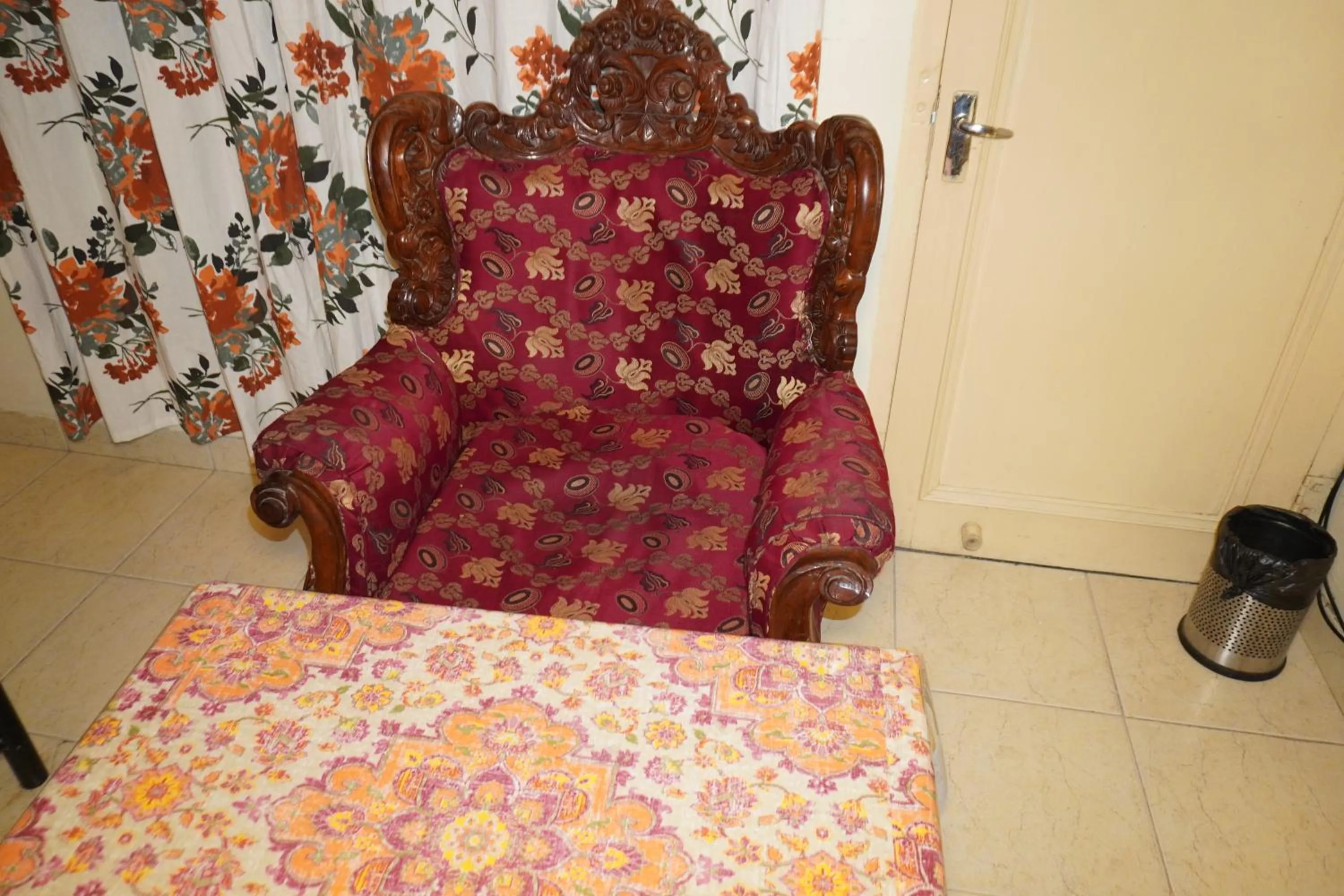 Seating area in Hotel City Home - A Heritage Hotel