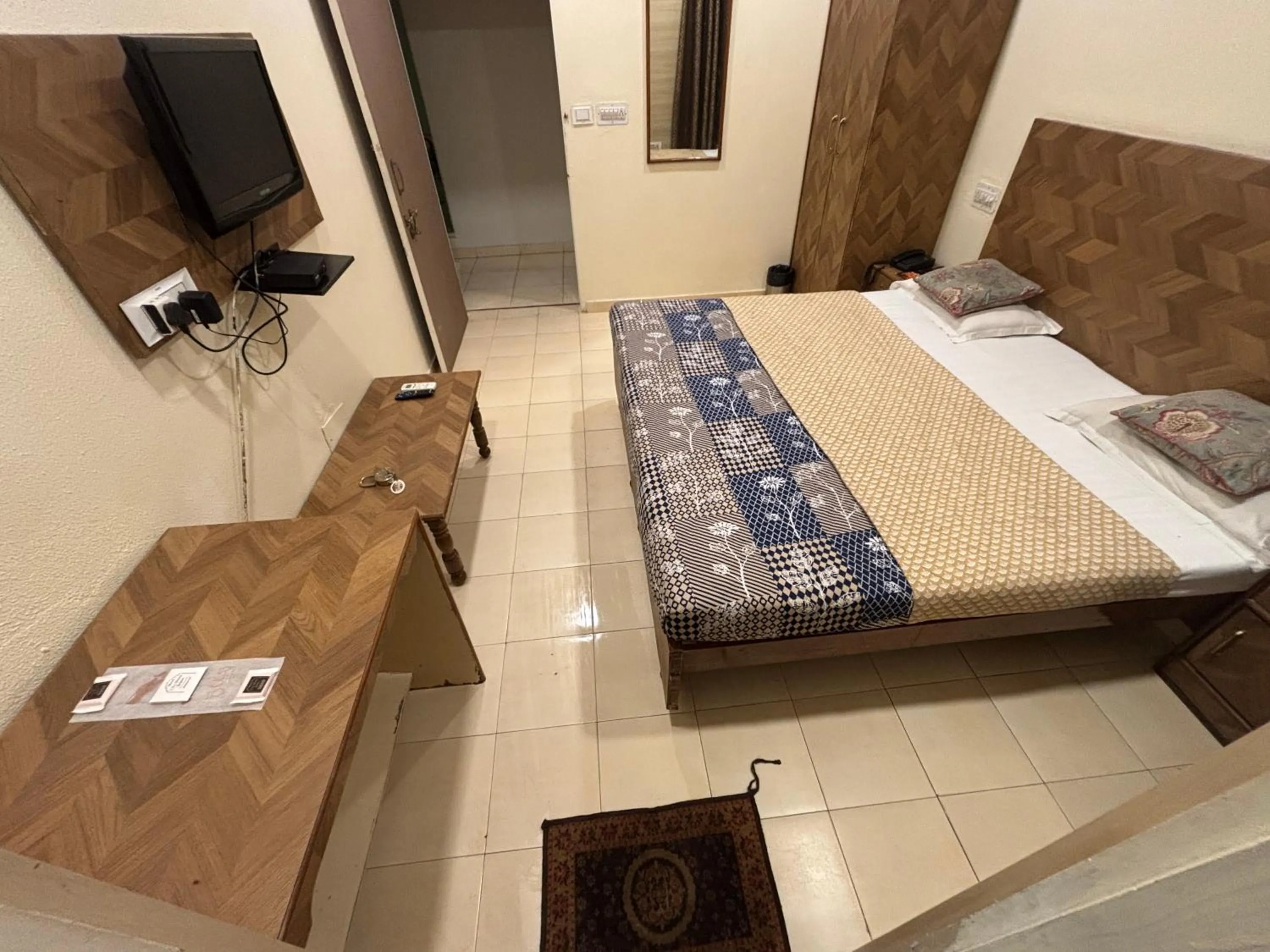 Photo of the whole room, Bed in Hotel City Home - A Heritage Hotel