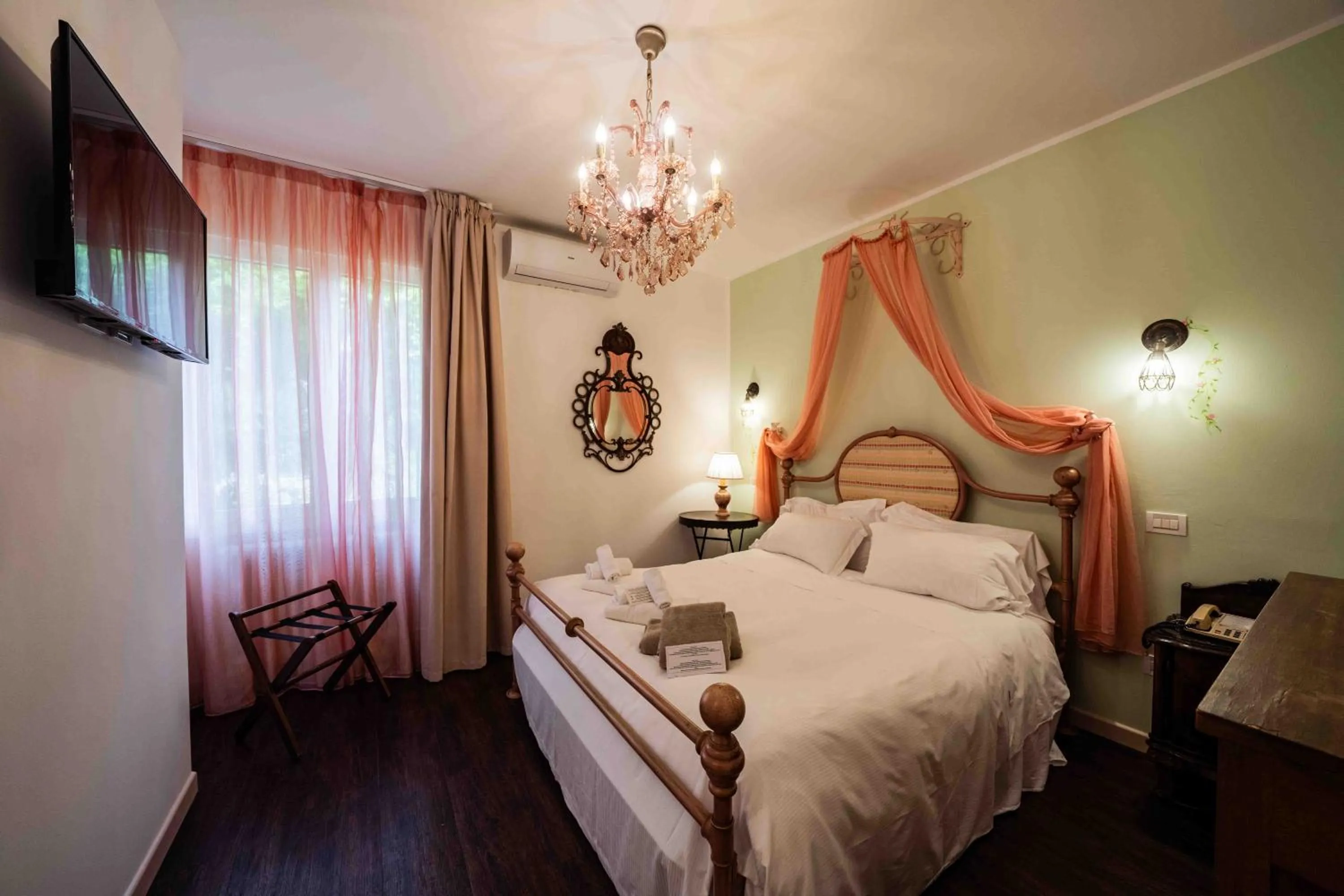 Bed in Hotel Serenella