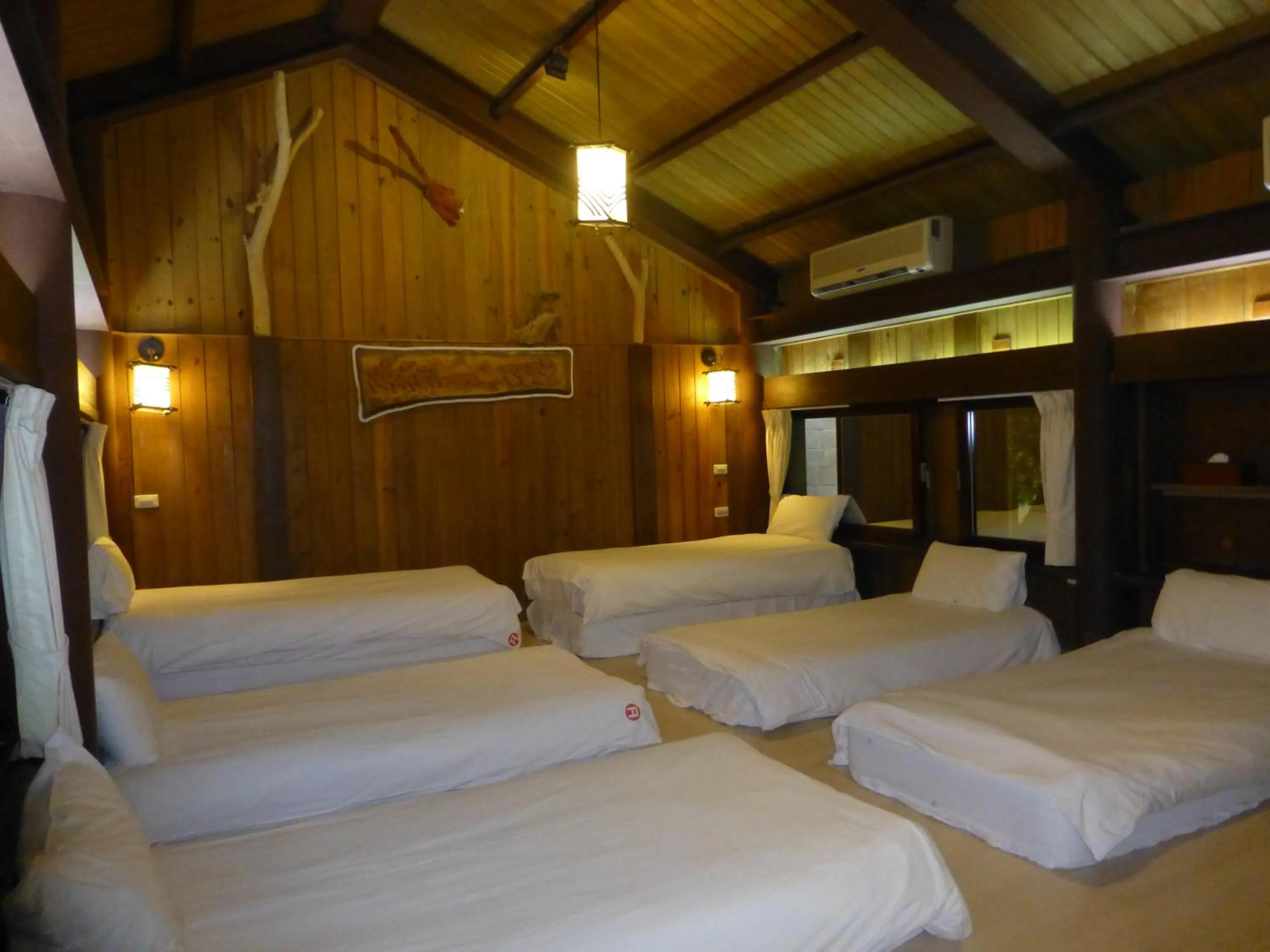 Bed in Taroko Village Hotel