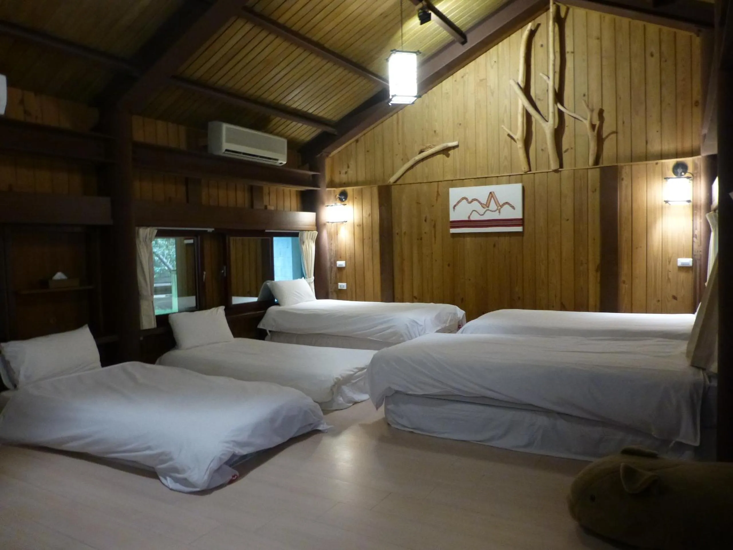Bed in Taroko Village Hotel