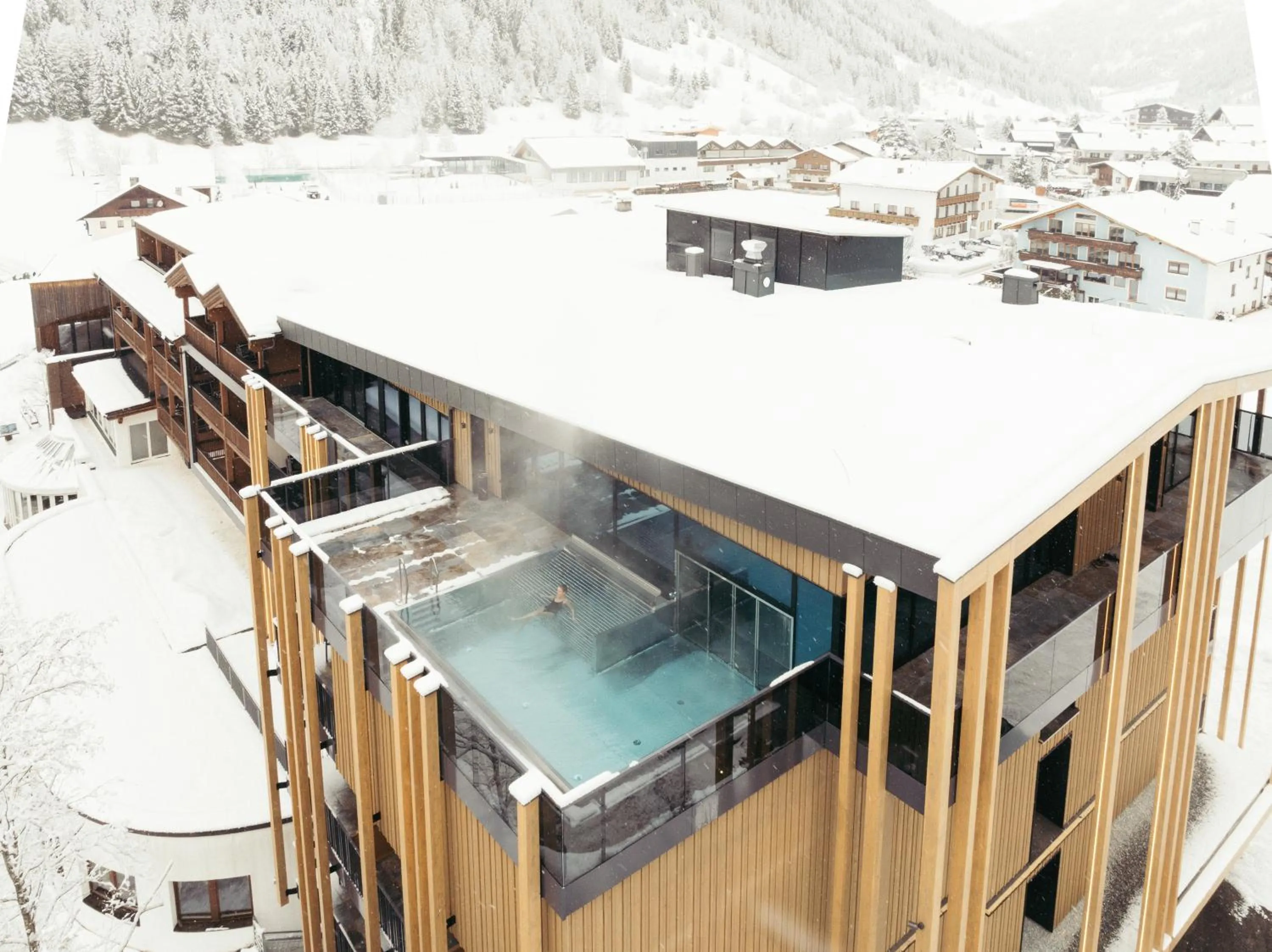 Property building in Hotel Kirchenwirt