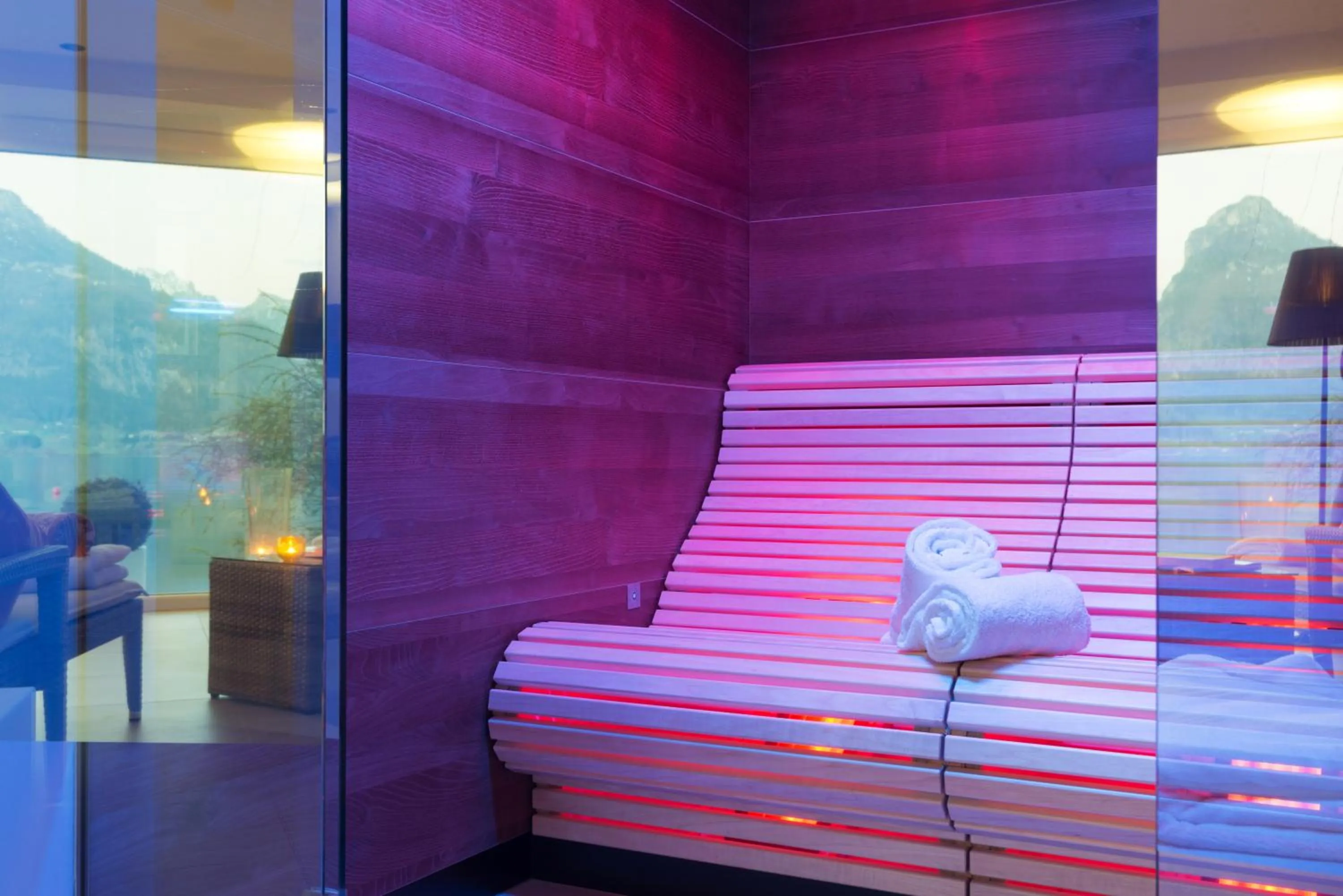 Sauna, Bed in Hotel Seevilla Wolfgangsee
