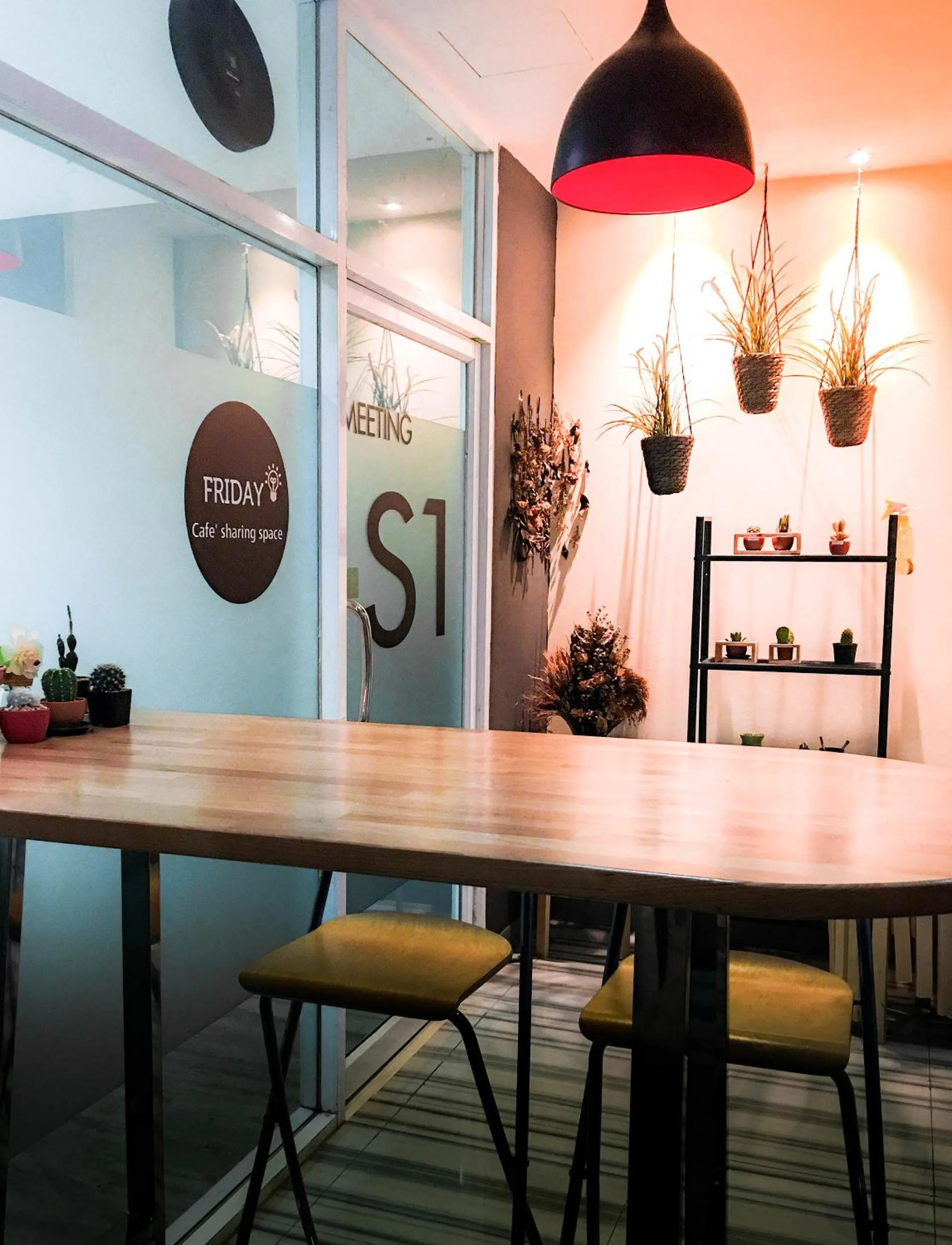 Property building in Ingnaam Hotel