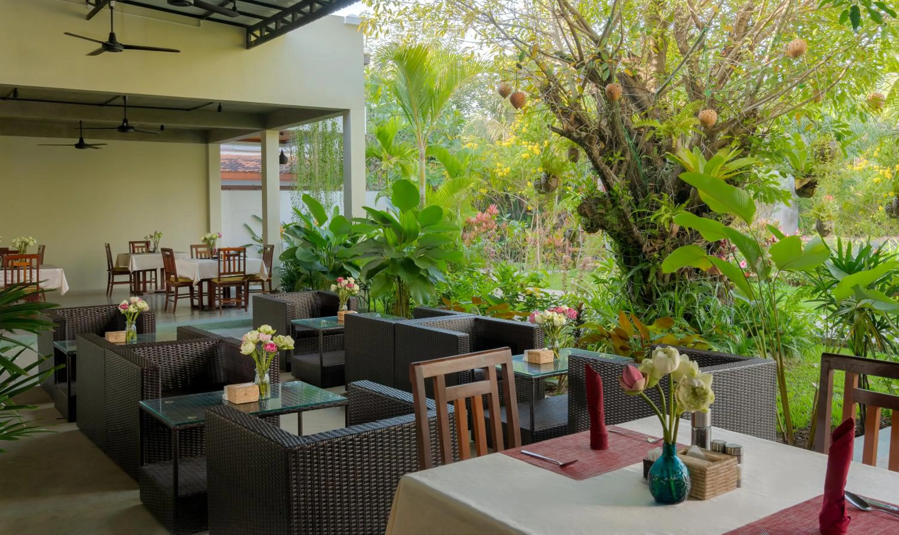 Restaurant/places to eat in Khmer House Resort