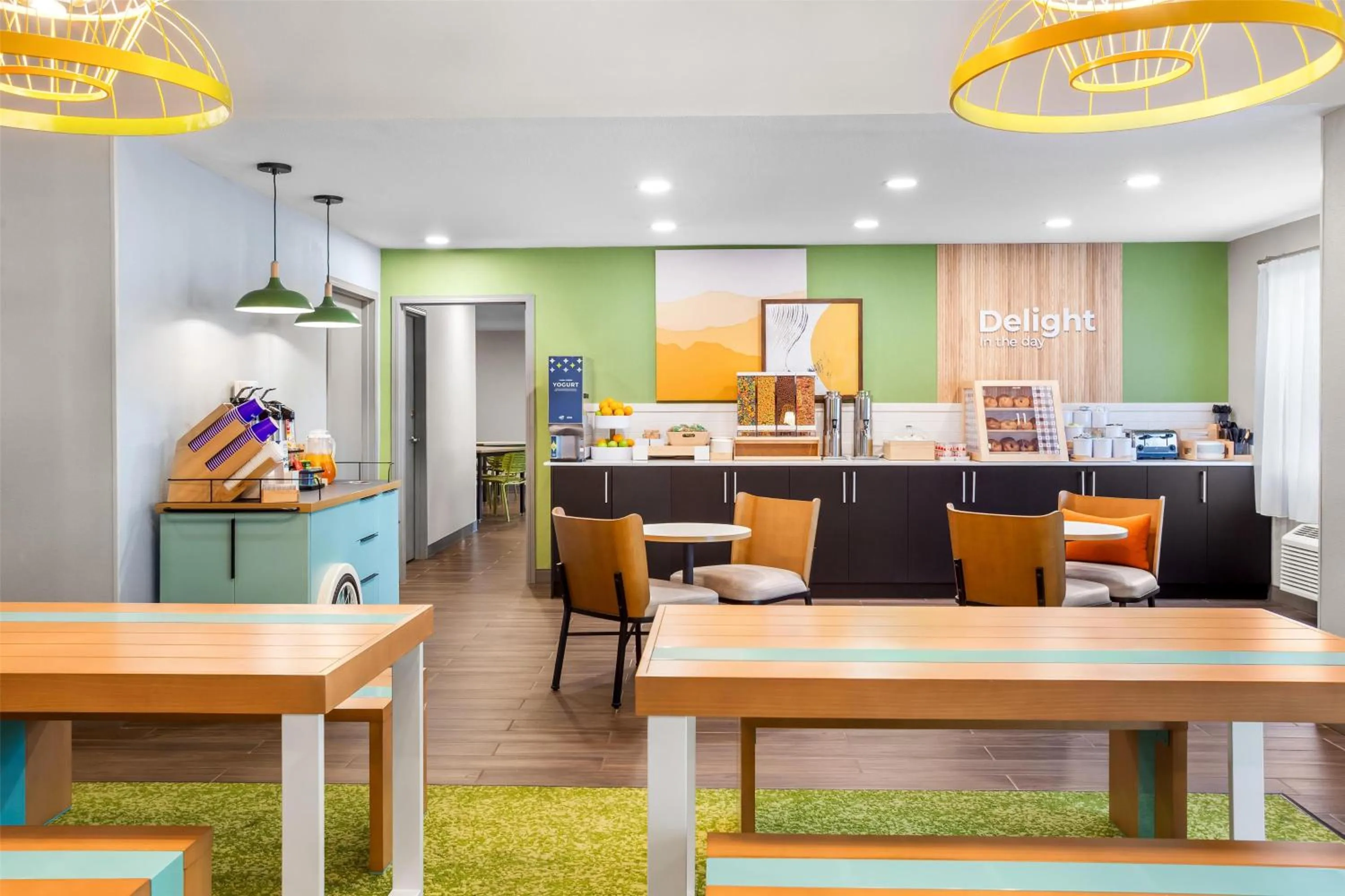 Breakfast in Spark by Hilton Tumwater