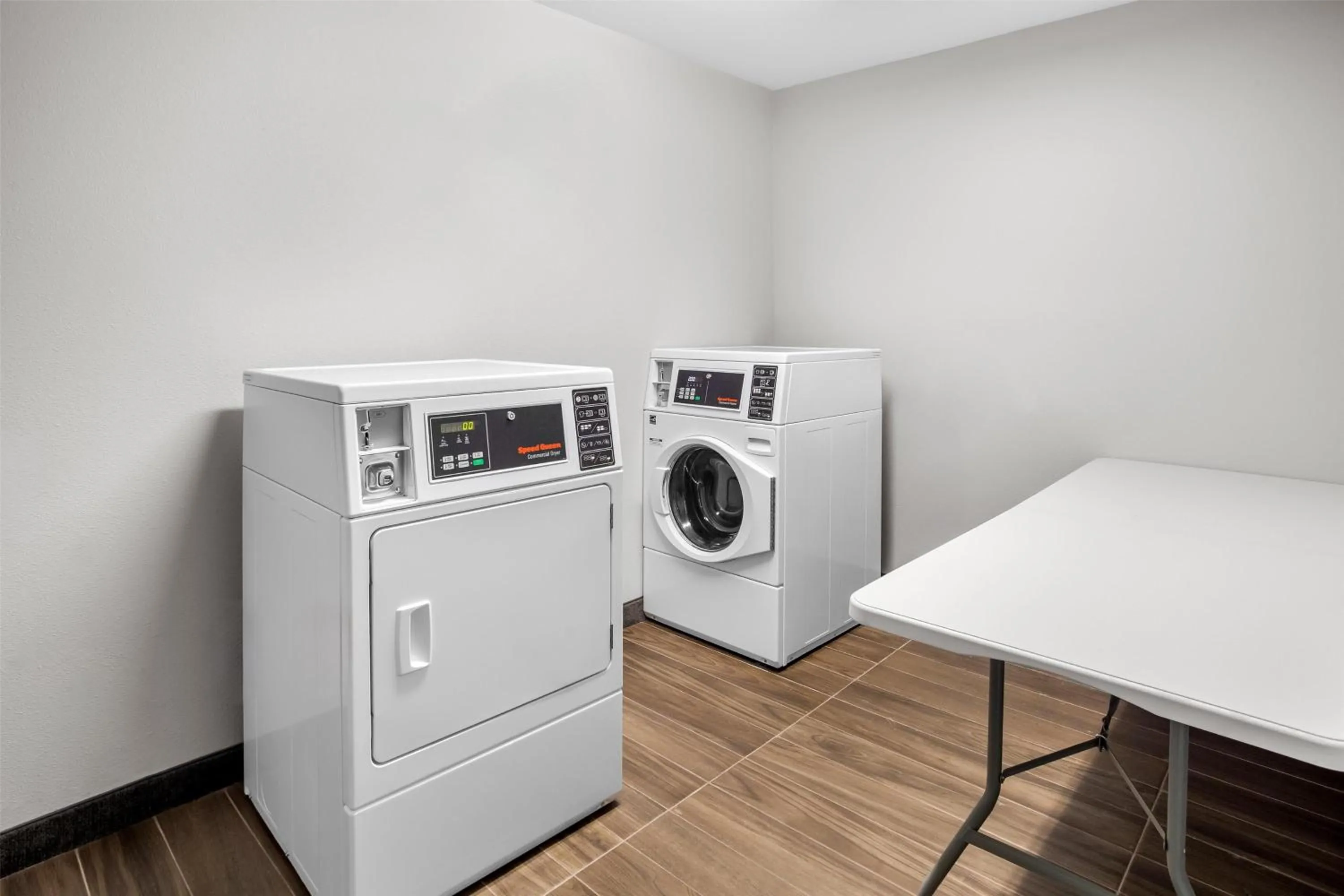 laundry in Spark by Hilton Tumwater