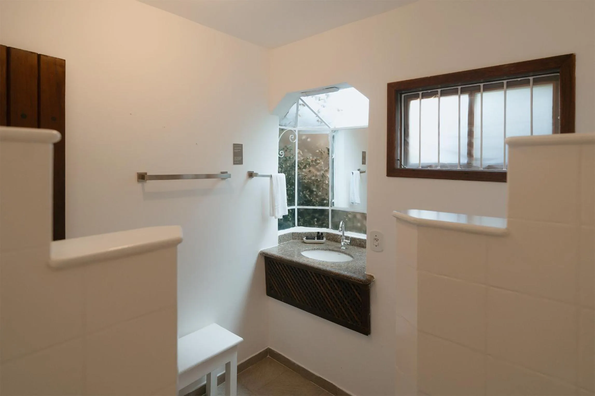 Bathroom in Pousada Erva Doce