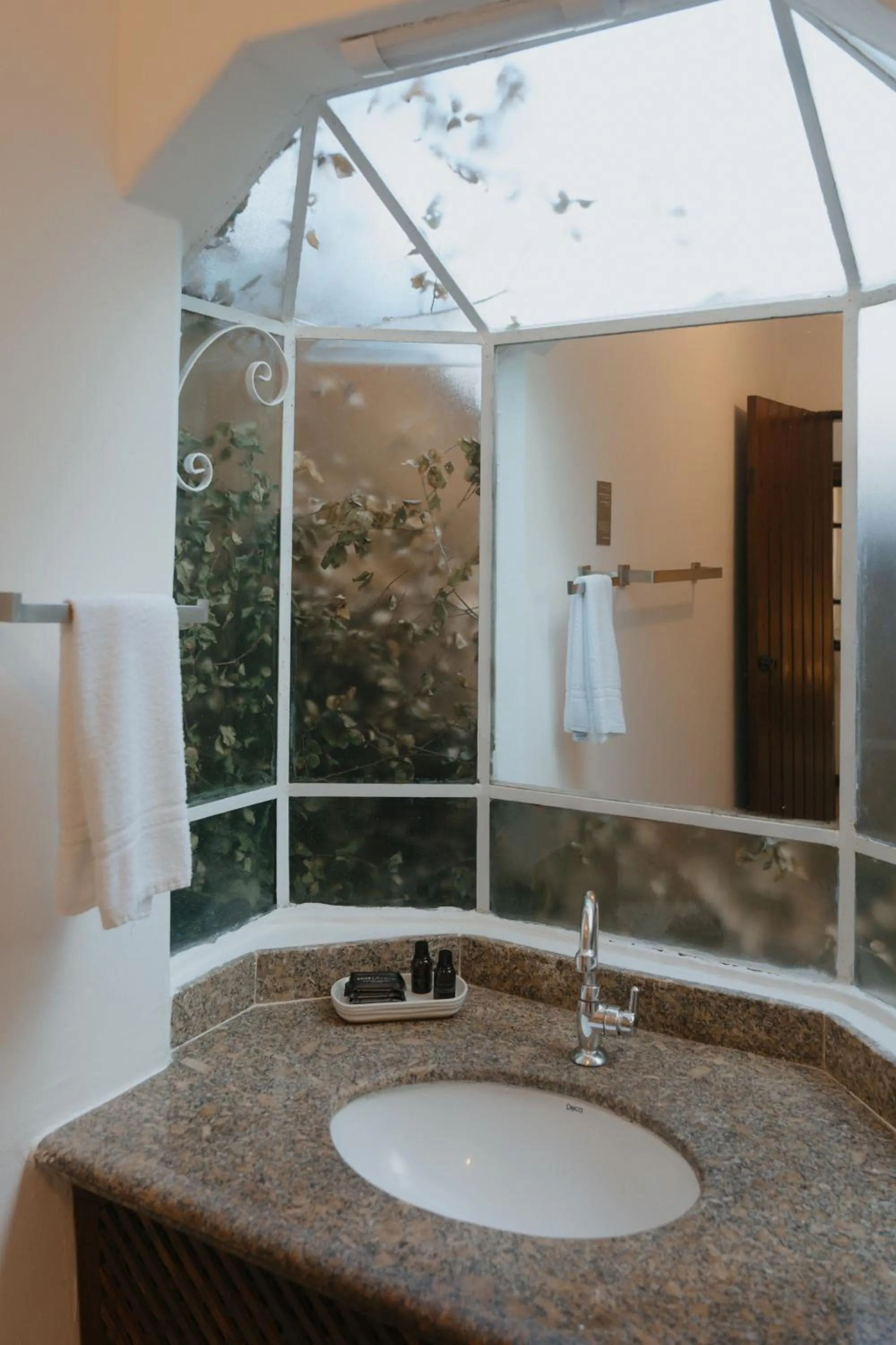 Bathroom in Pousada Erva Doce