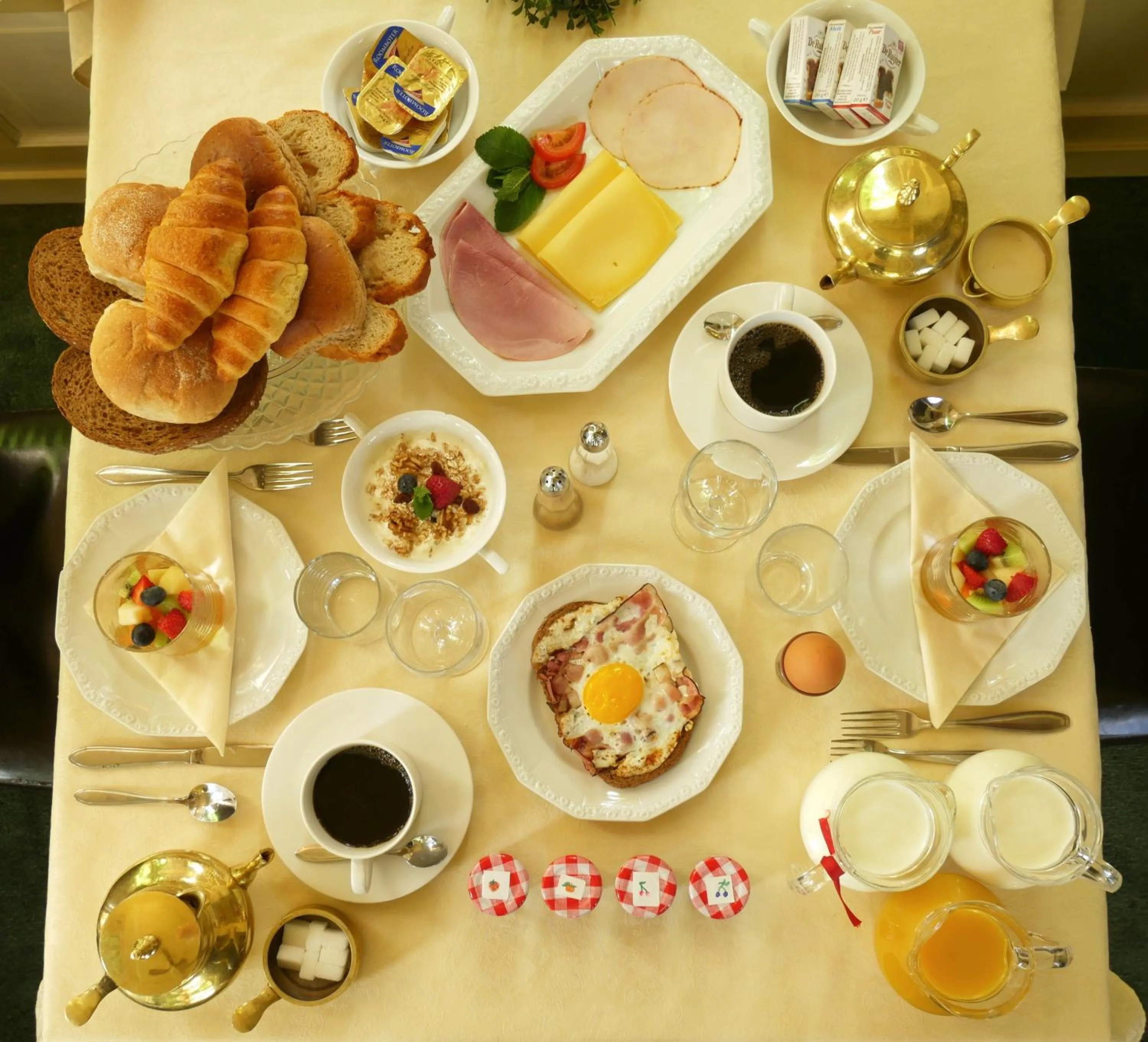 Continental breakfast in Hotel Pegasus
