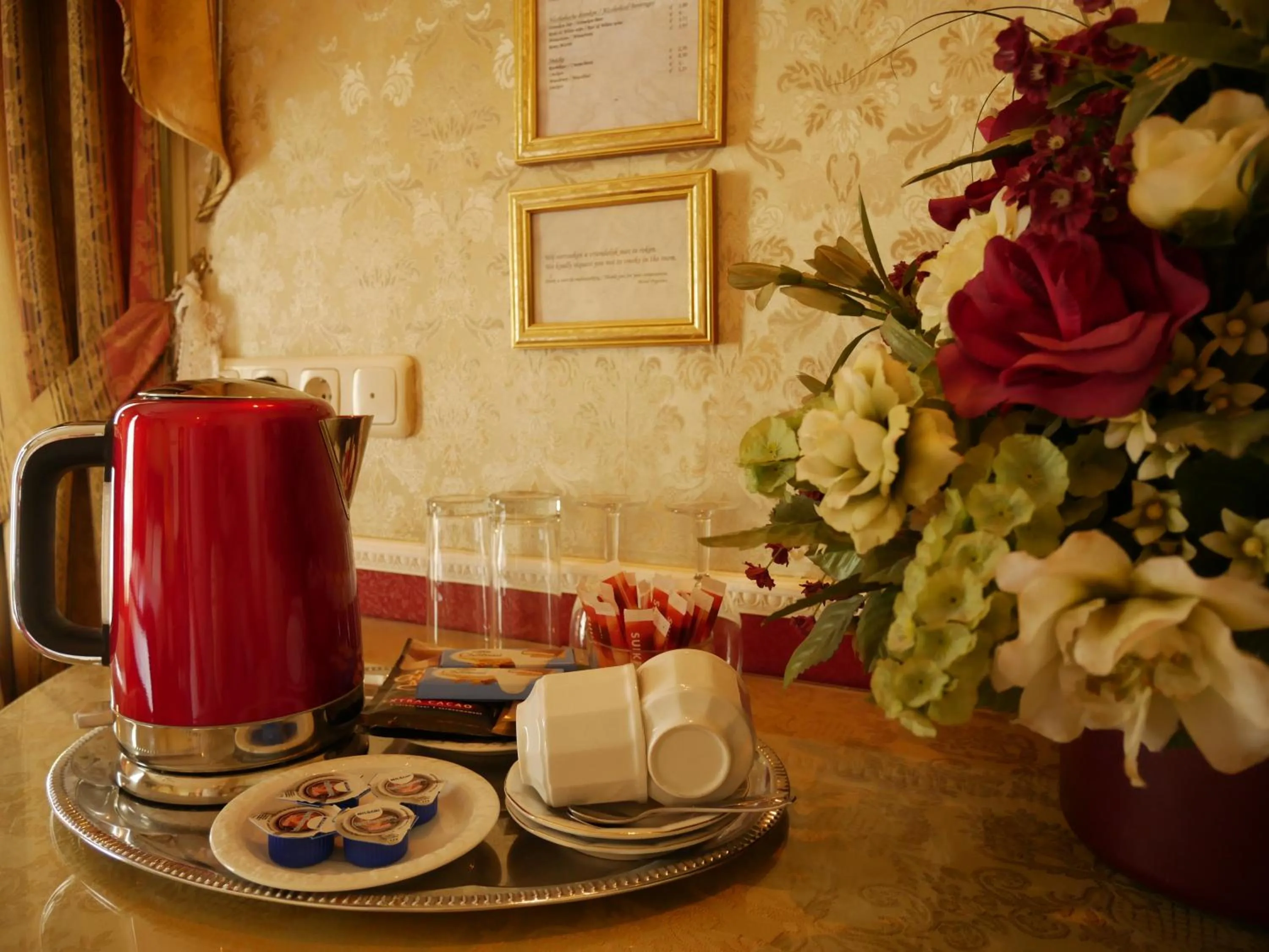 Coffee/tea facilities in Hotel Pegasus