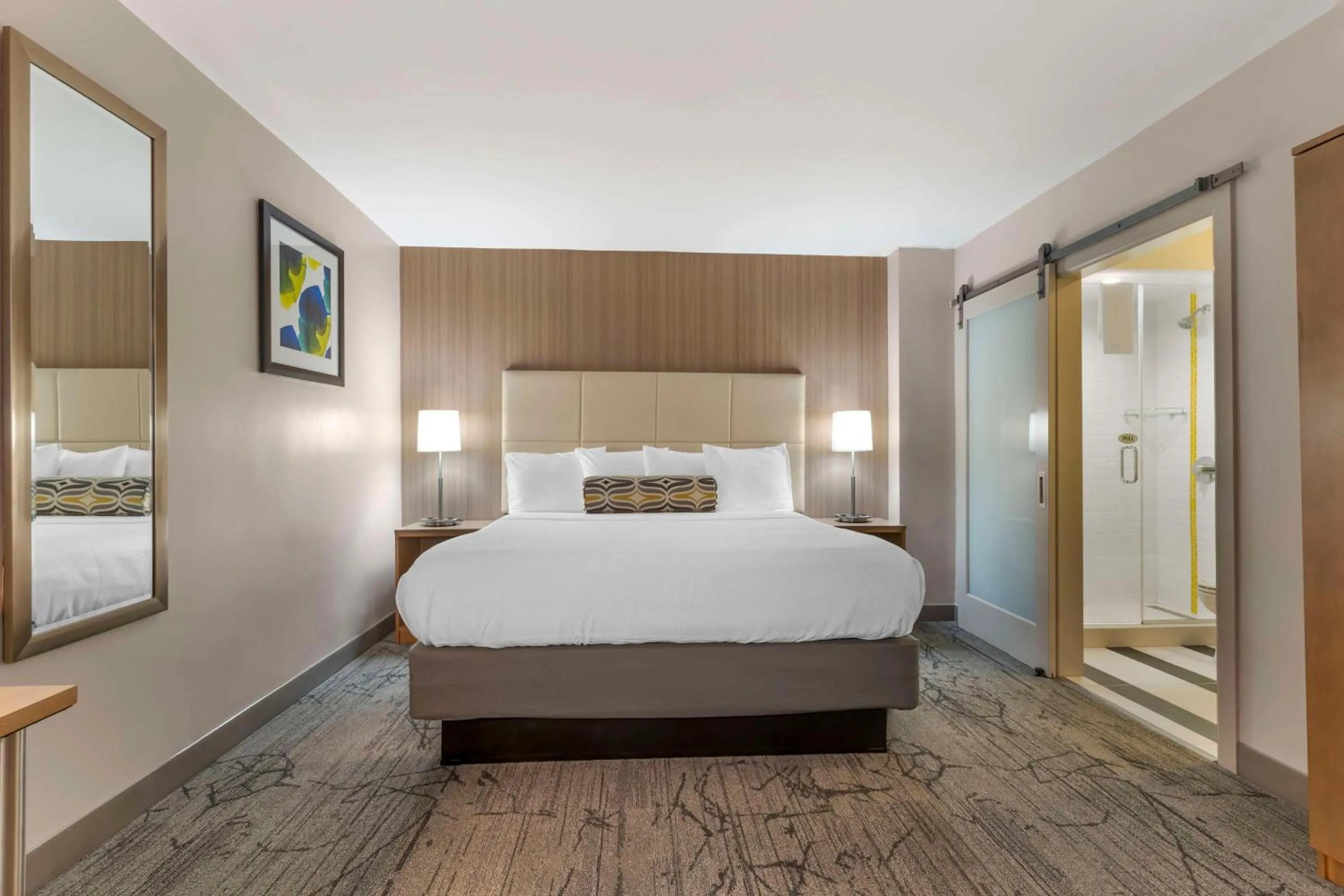 Bedroom, Bed in Best Western Red Coach Inn