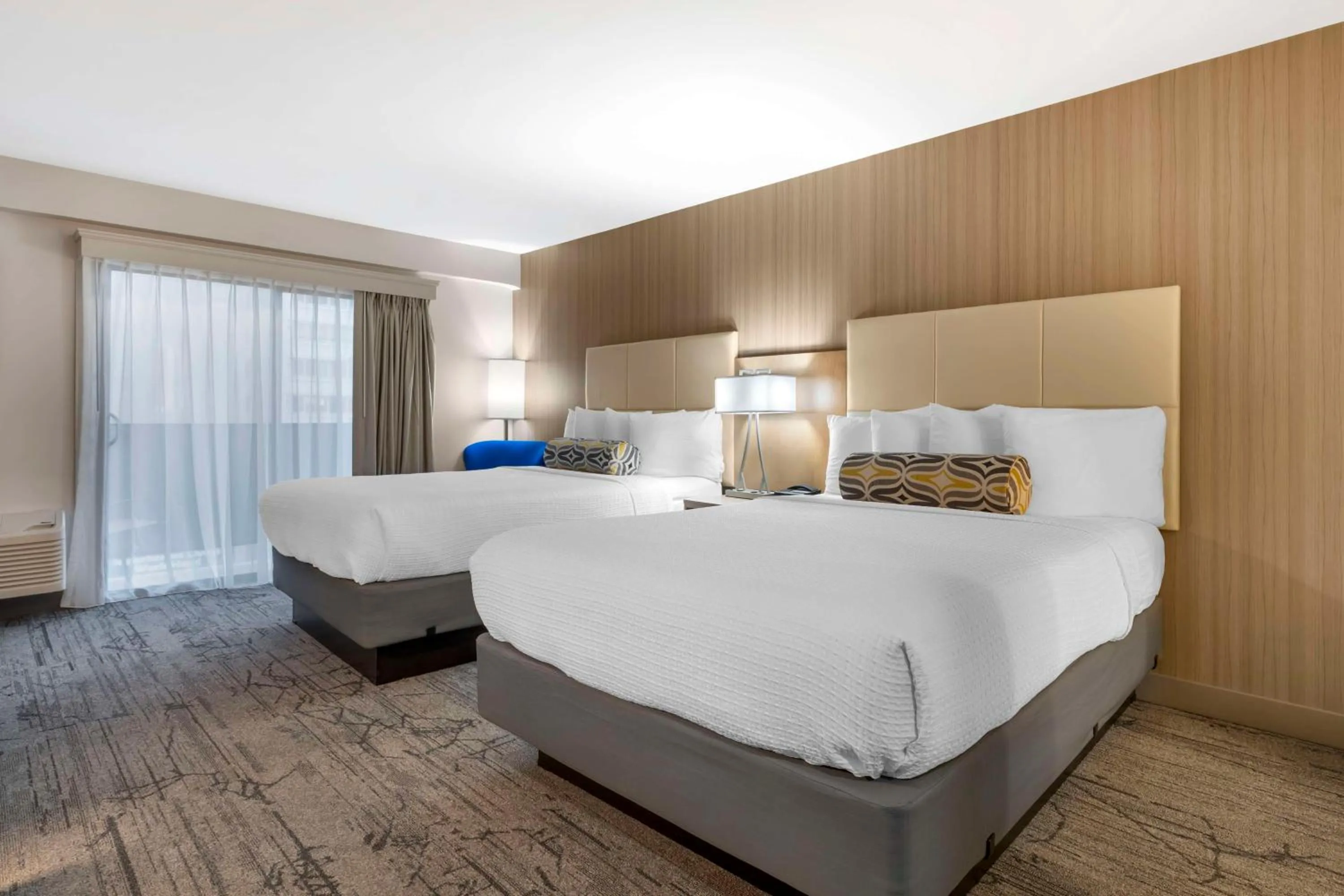 Bedroom, Bed in Best Western Red Coach Inn