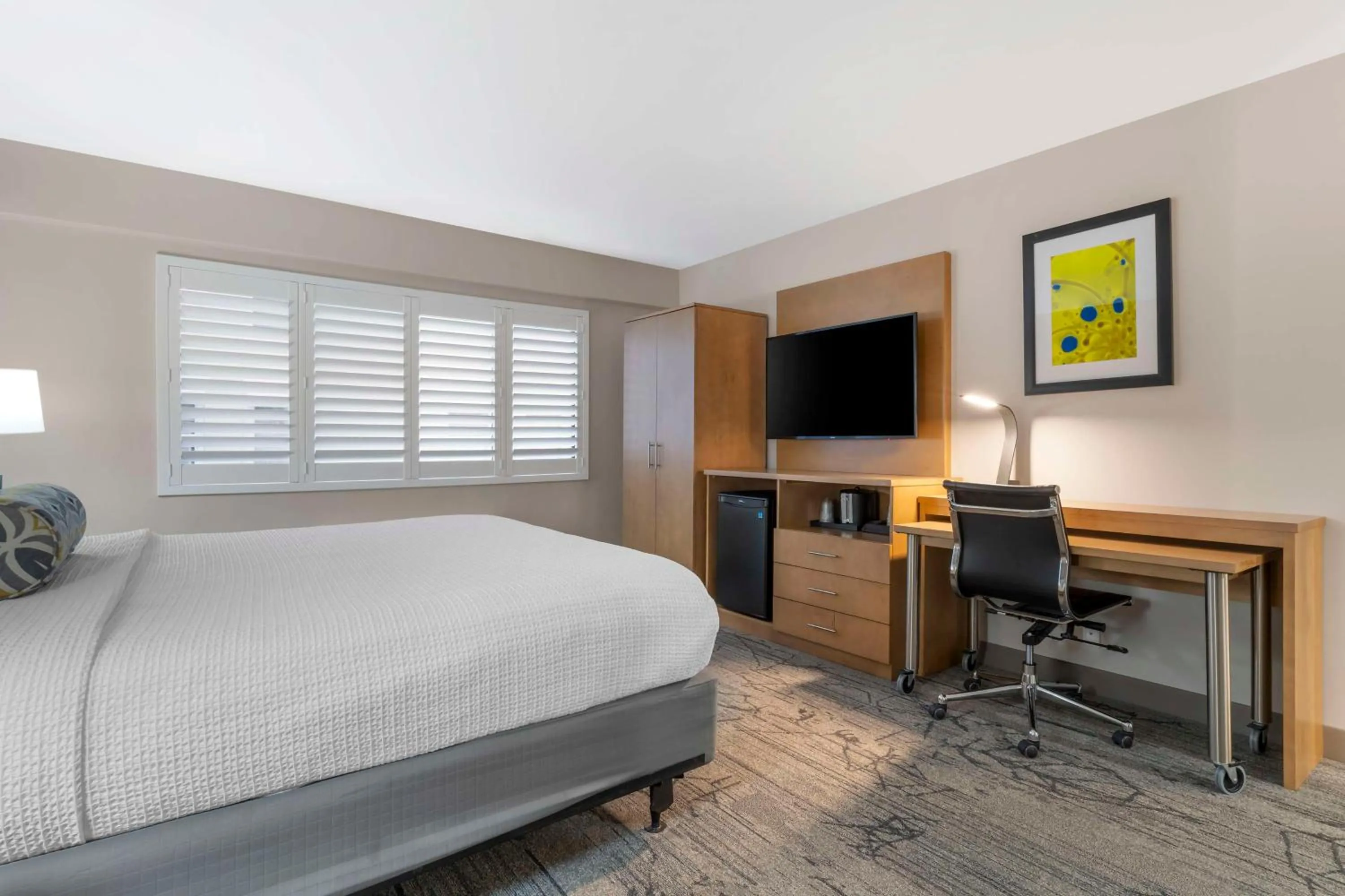 Bedroom, Bed in Best Western Red Coach Inn